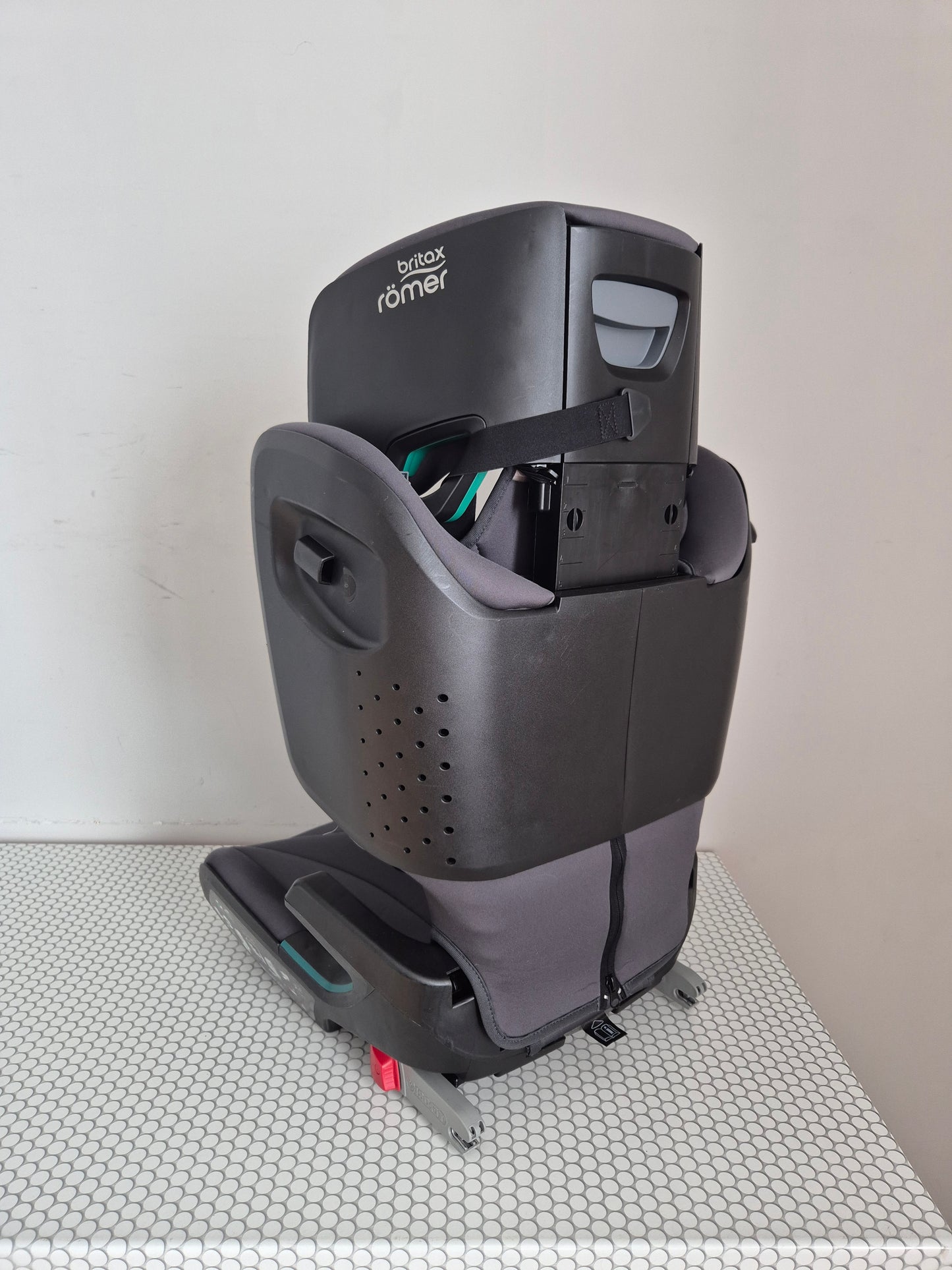 Britax Romer KidFix i-Size 100-150cm.