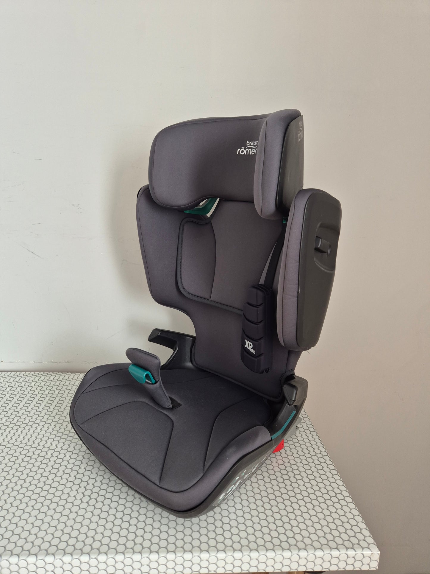 Britax Romer KidFix i-Size 100-150cm.