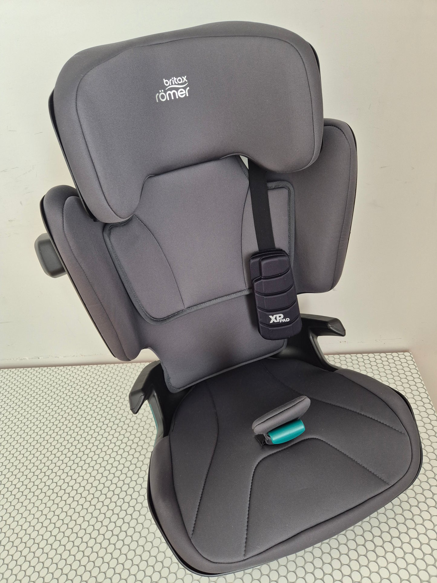 Britax Romer KidFix i-Size 100-150cm.