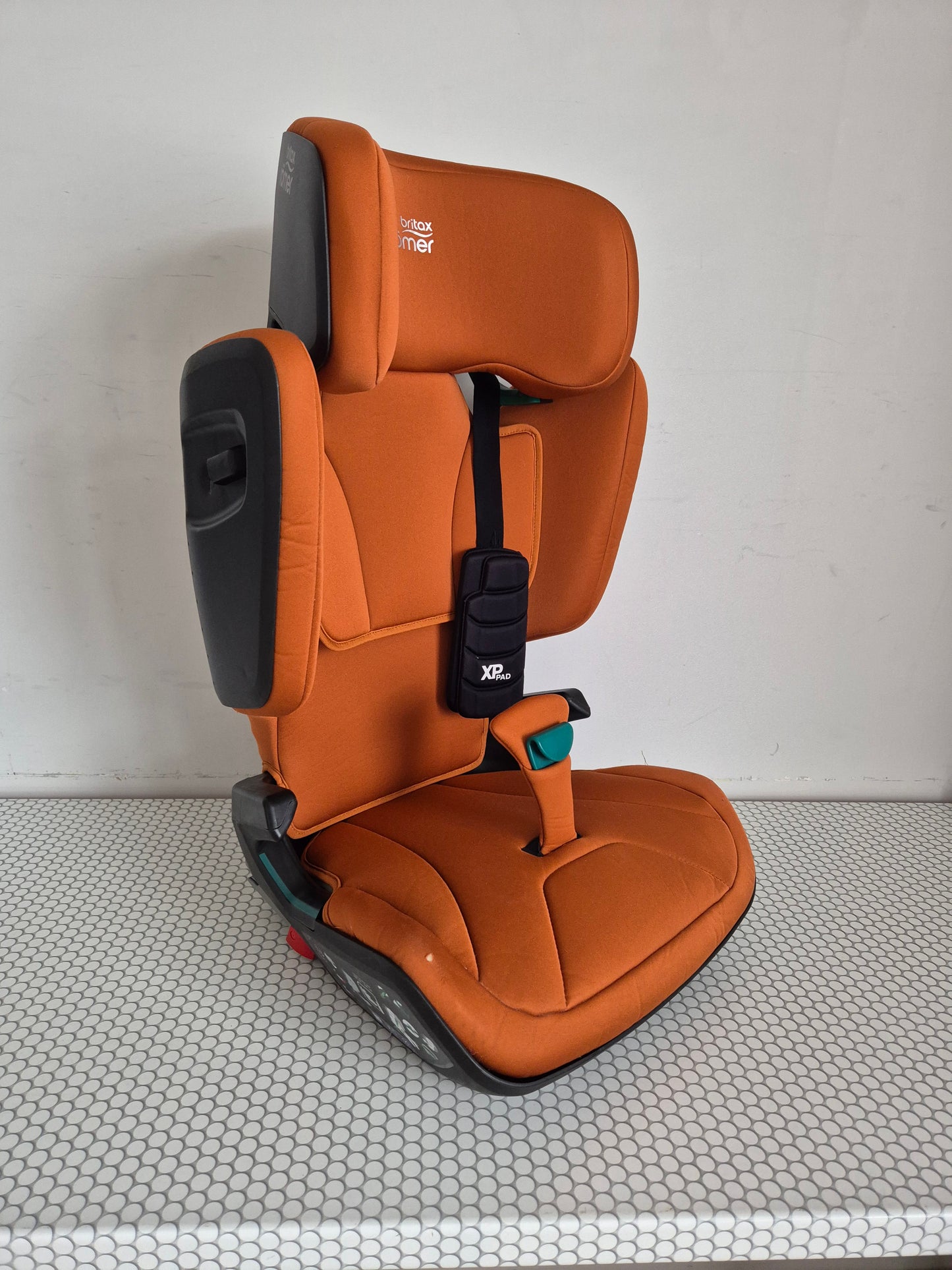 Britax Romer KidFix i-Size 100-150cm.