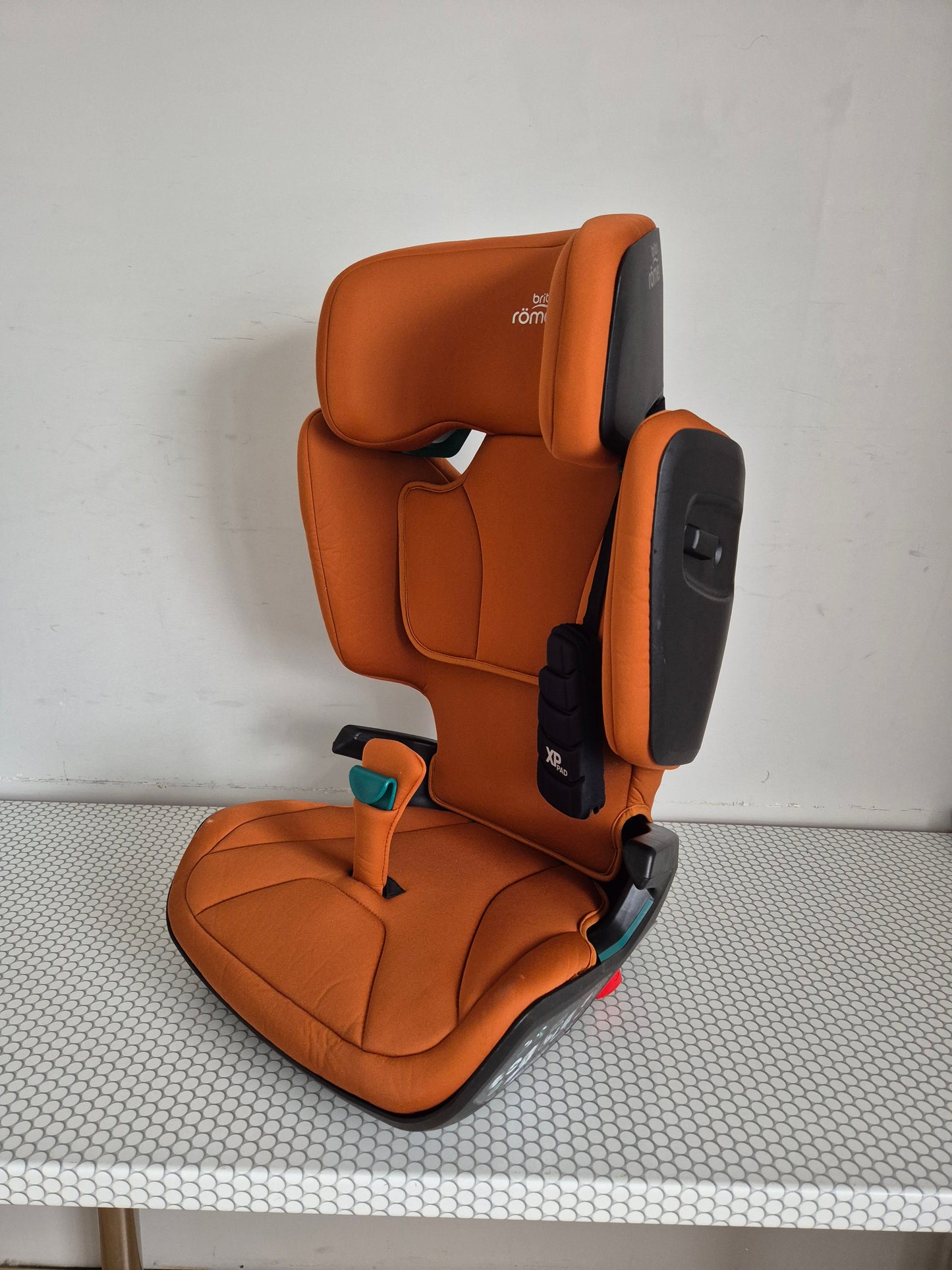 Britax Romer KidFix i-Size 100-150cm.