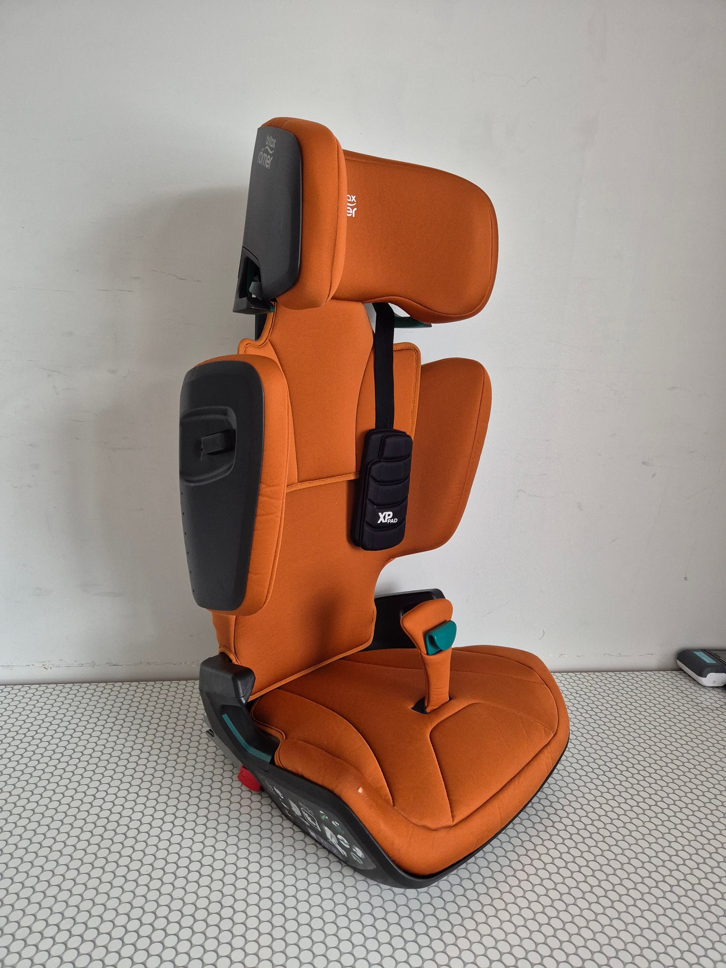 Britax Romer KidFix i-Size 100-150cm.
