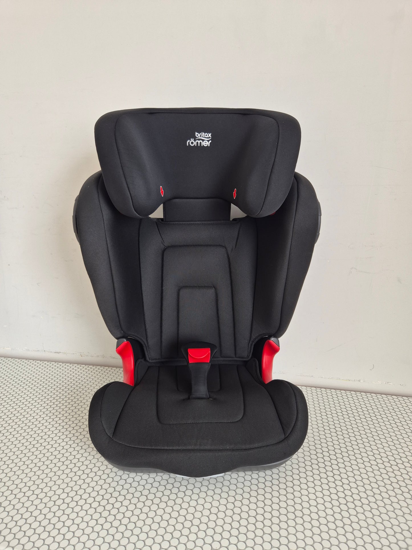 Britax Romer KidFix 2S 15-36kg.