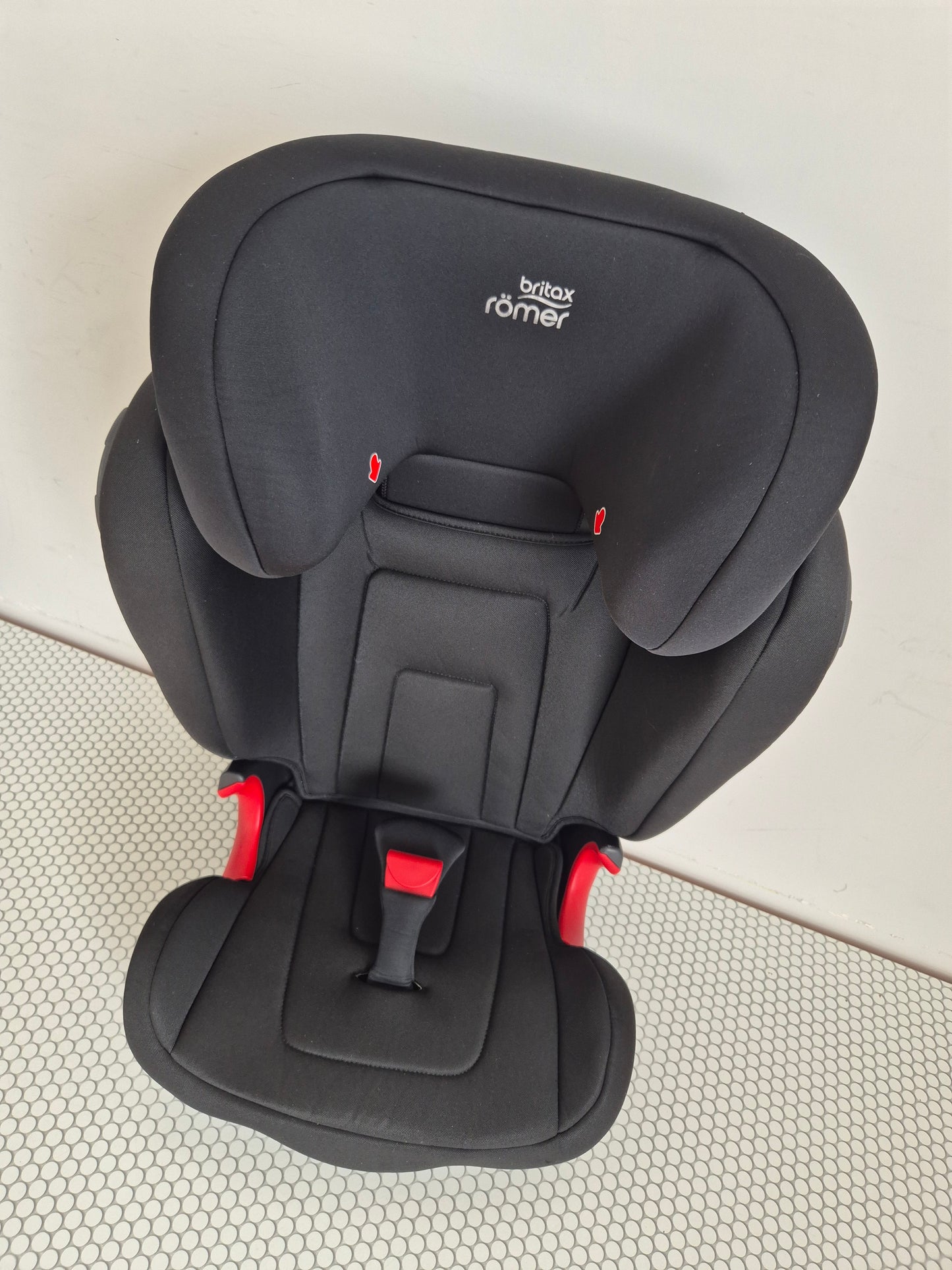 Britax Romer KidFix 2S 15-36kg.