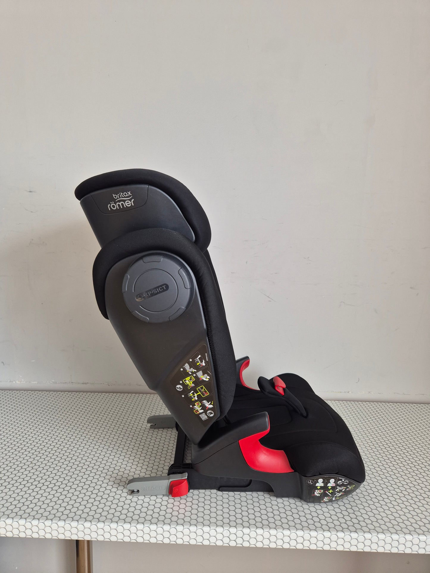 Britax Romer KidFix 2S 15-36kg.
