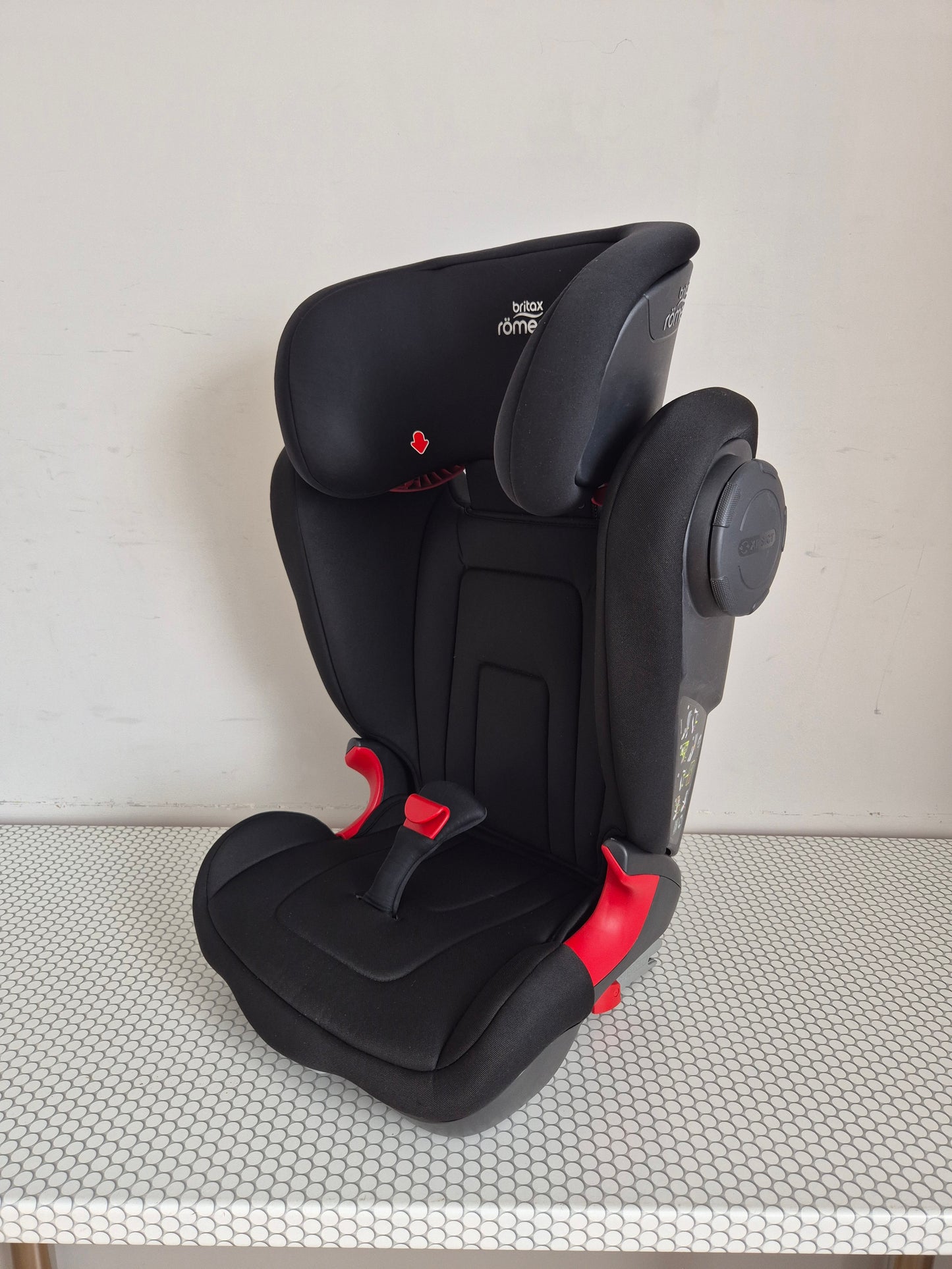 Britax Romer KidFix 2S 15-36kg.