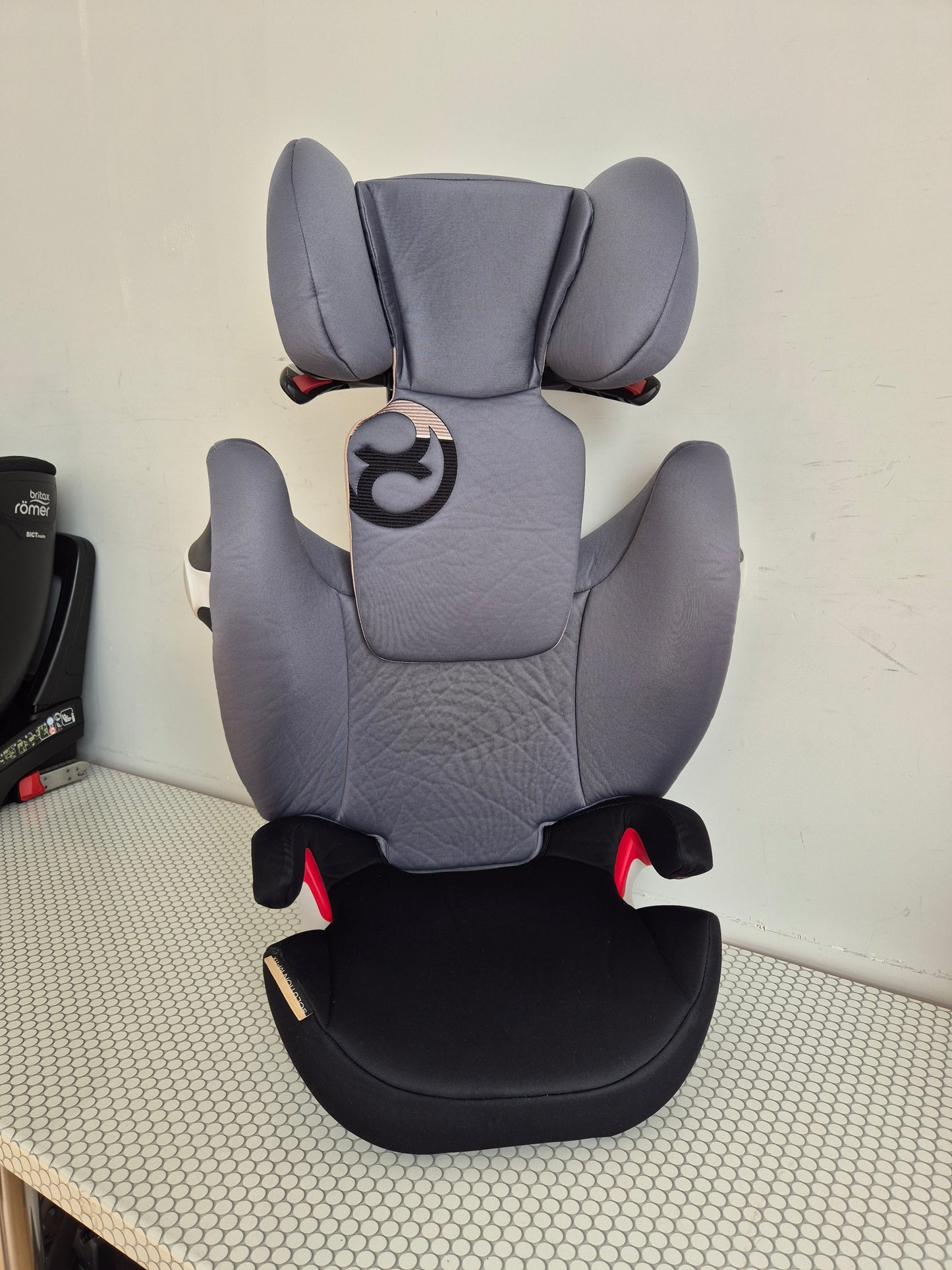 Cybex Solution M-Fix 15-36kg.