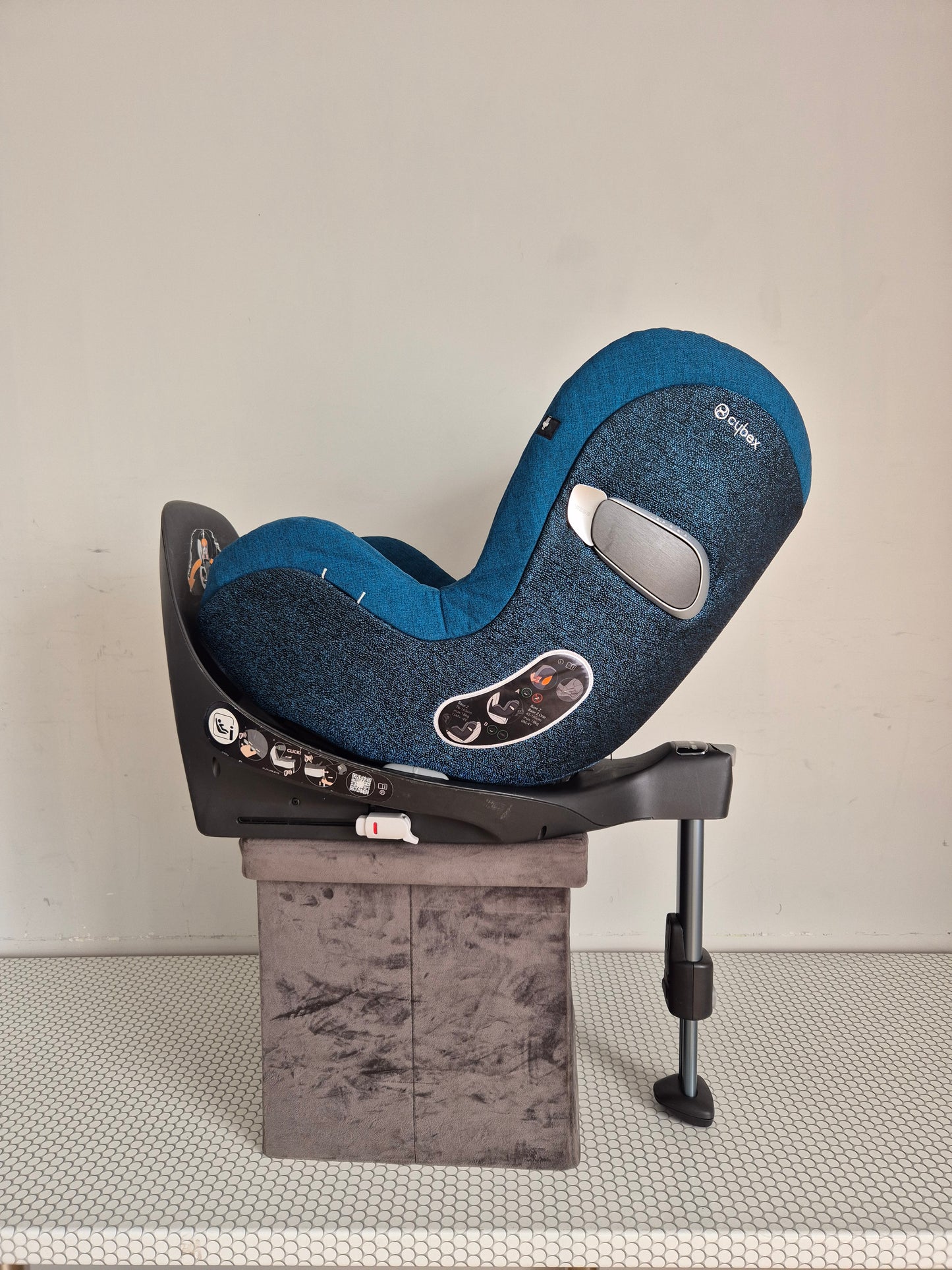 Cybex Sirona Z Plus i-Size 0-18kg. su Base Z IsoFix baze.