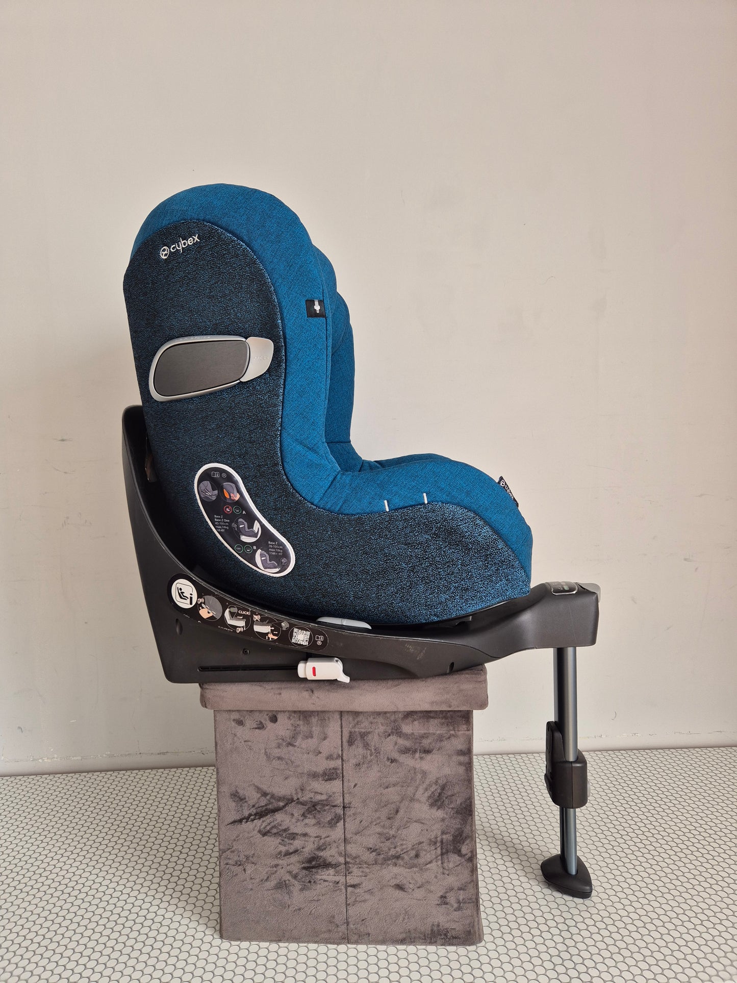 Cybex Sirona Z Plus i-Size 0-18kg. su Base Z IsoFix baze.