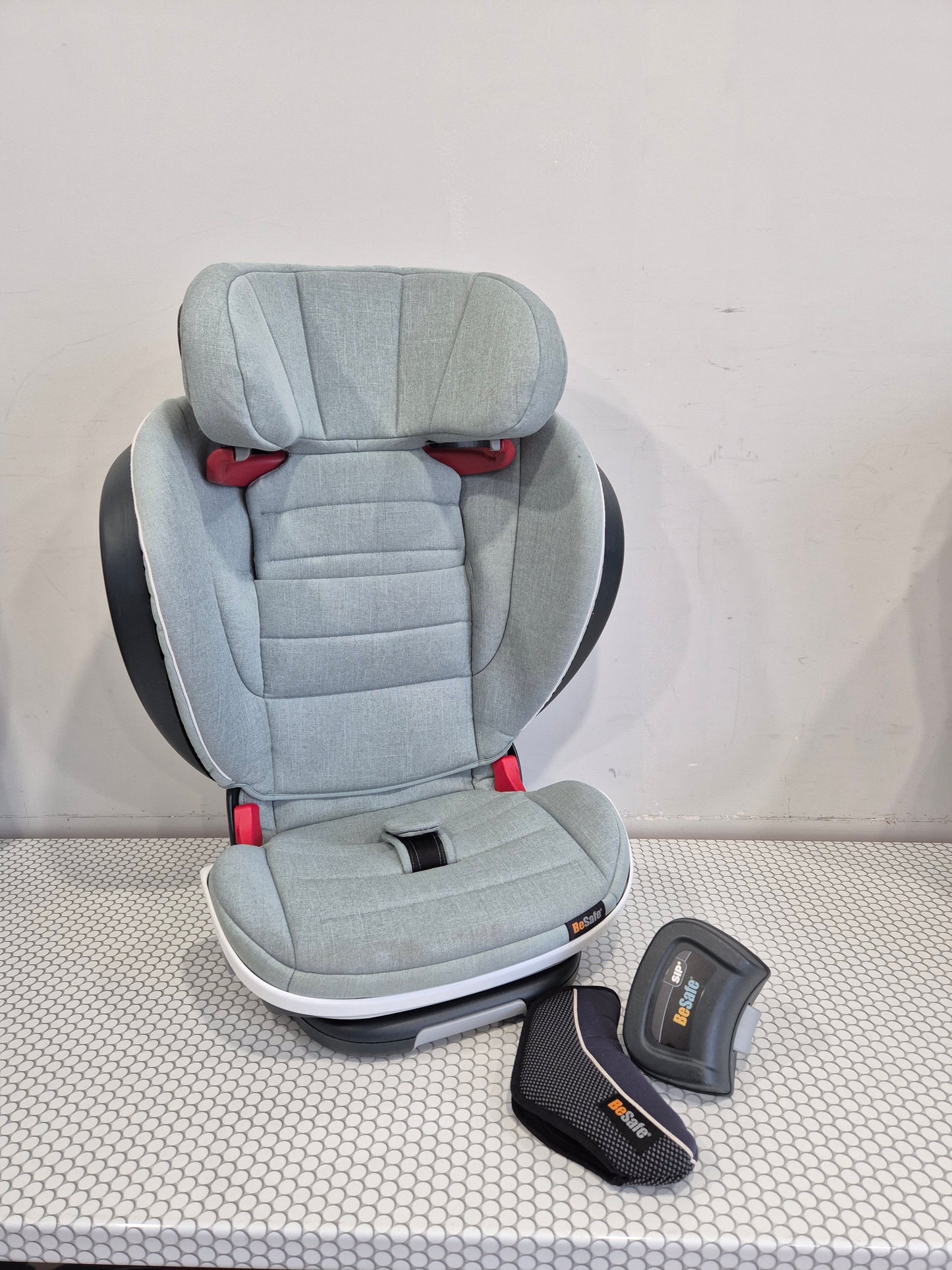 BeSafe iZi Flex Fix i-Size 15-36kg.