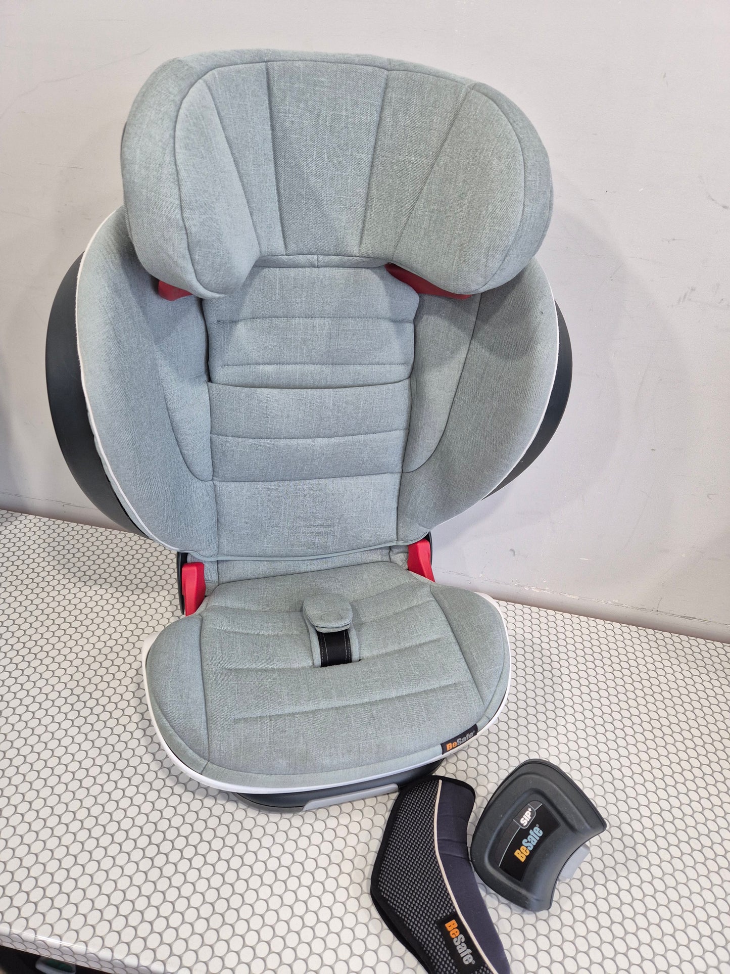 BeSafe iZi Flex Fix i-Size 15-36kg.
