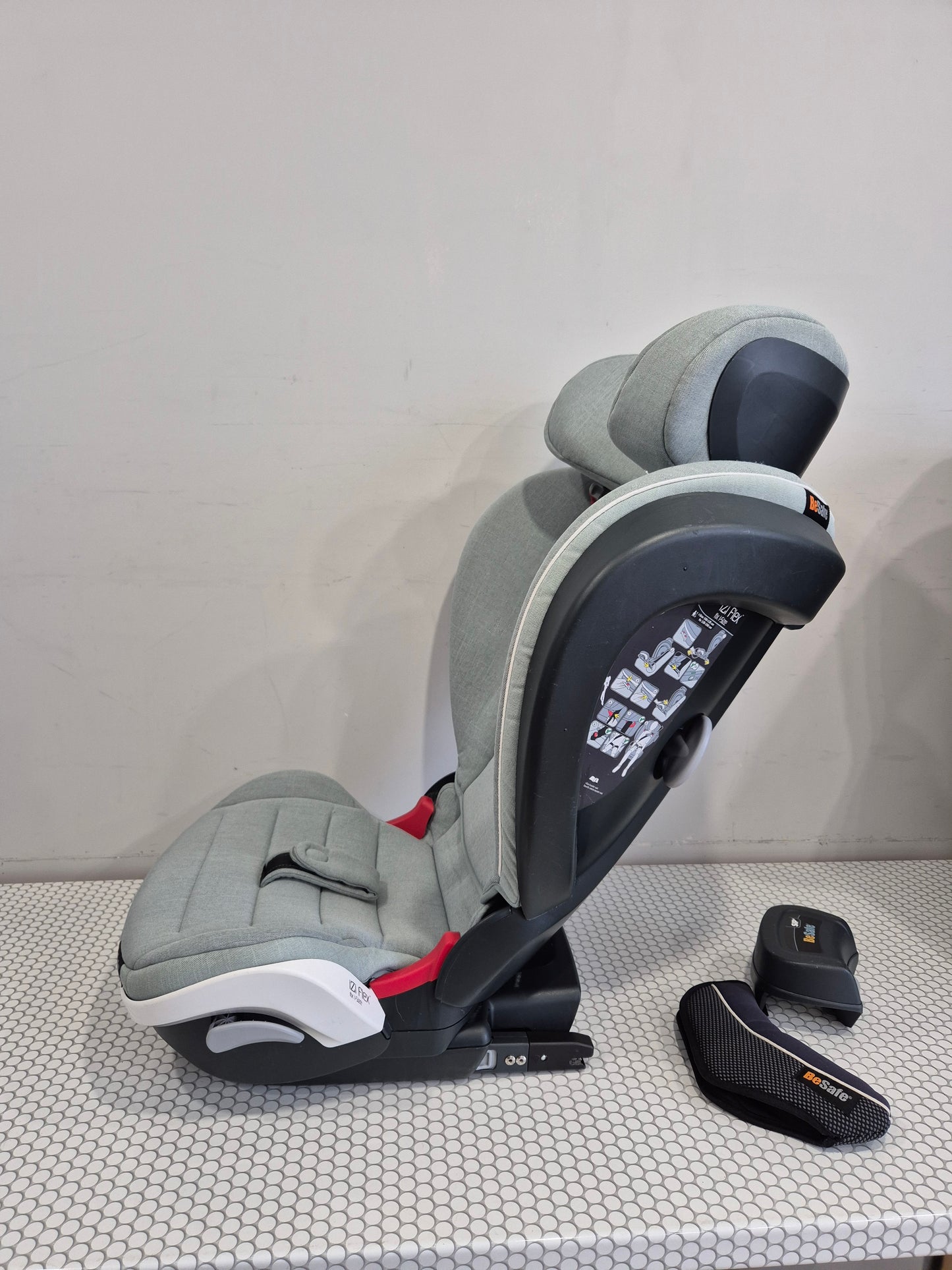 BeSafe iZi Flex Fix i-Size 15-36kg.