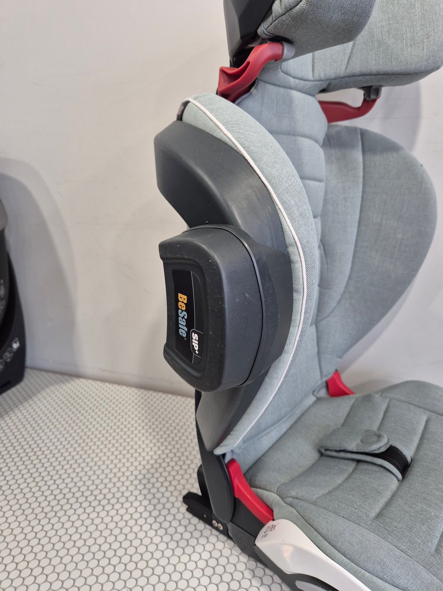 BeSafe iZi Flex Fix i-Size 15-36kg.