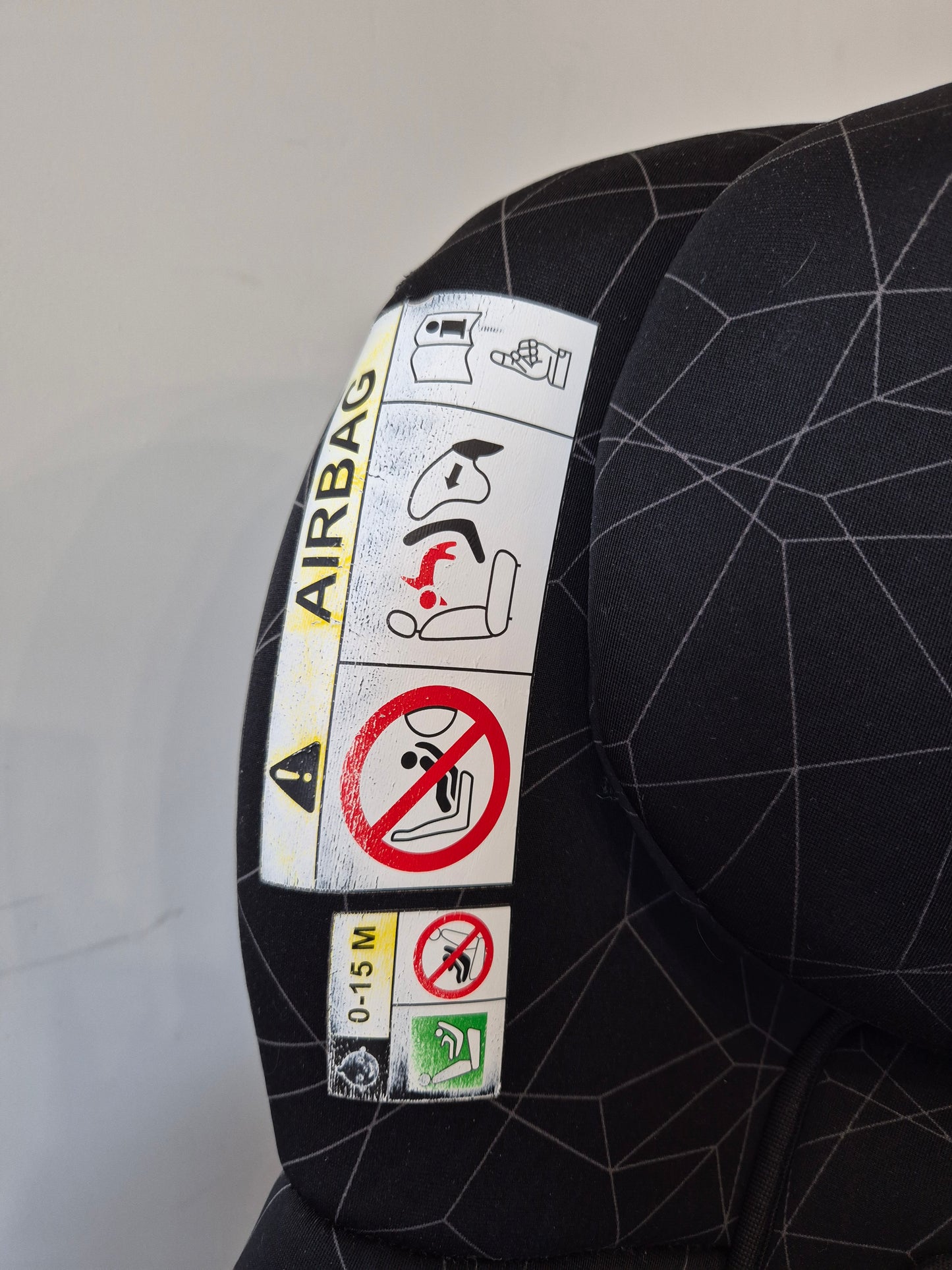 Britax Romer DualFix M i-Size 0-18kg.