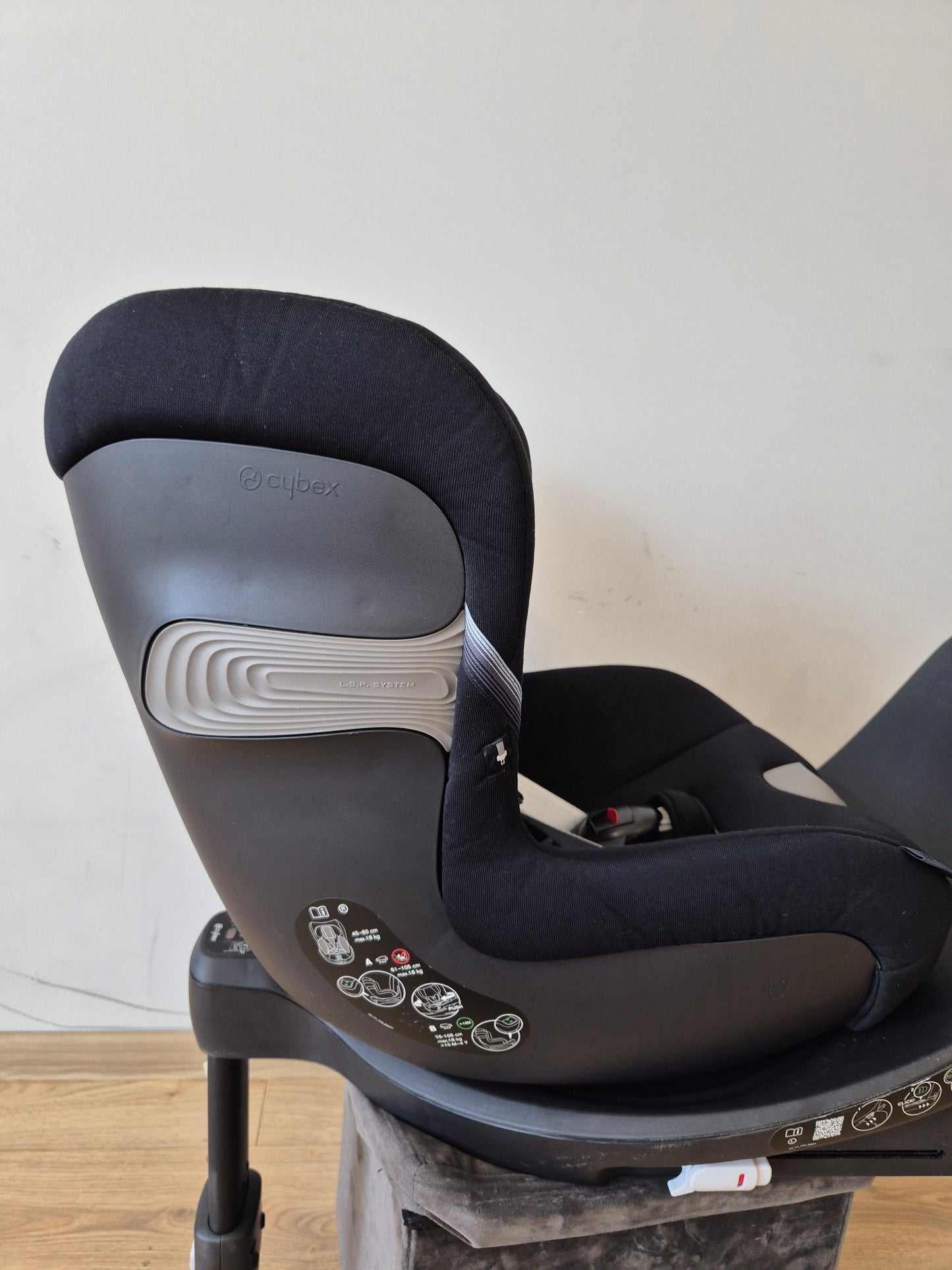 Cybex Sirona S2 i-Size 0-18kg.