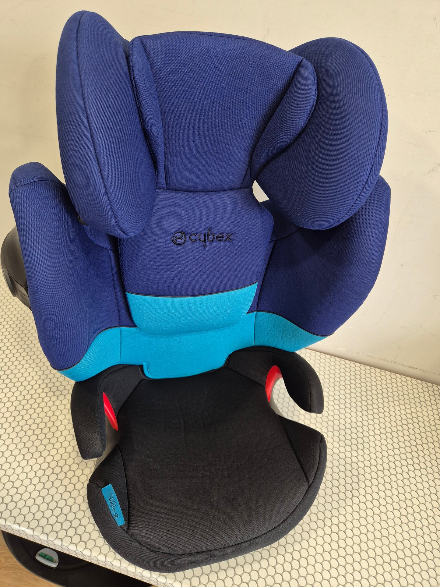 Cybex Solution M-Fix 15-36kg.
