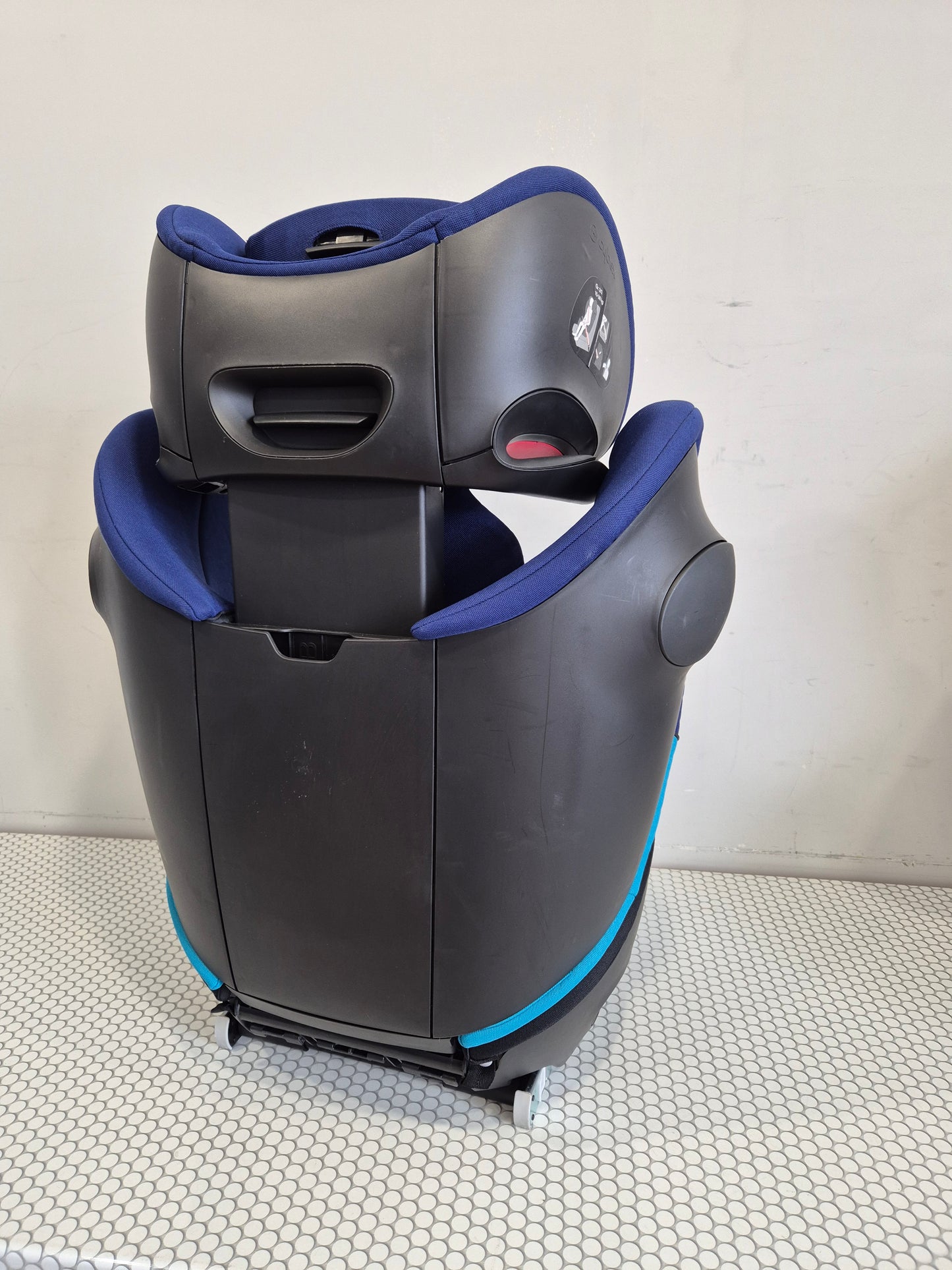 Cybex Solution M-Fix 15-36kg.