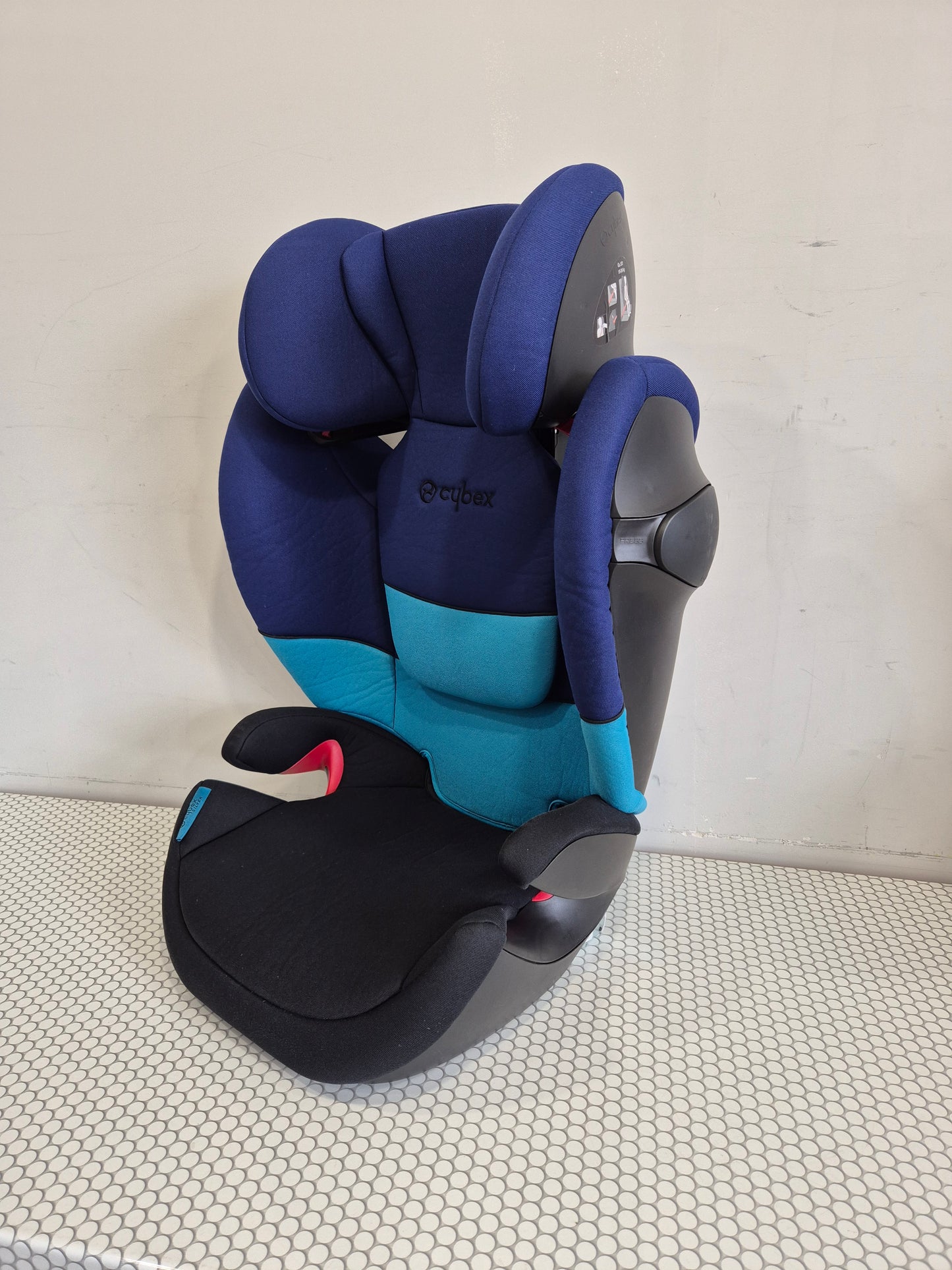 Cybex Solution M-Fix 15-36kg.