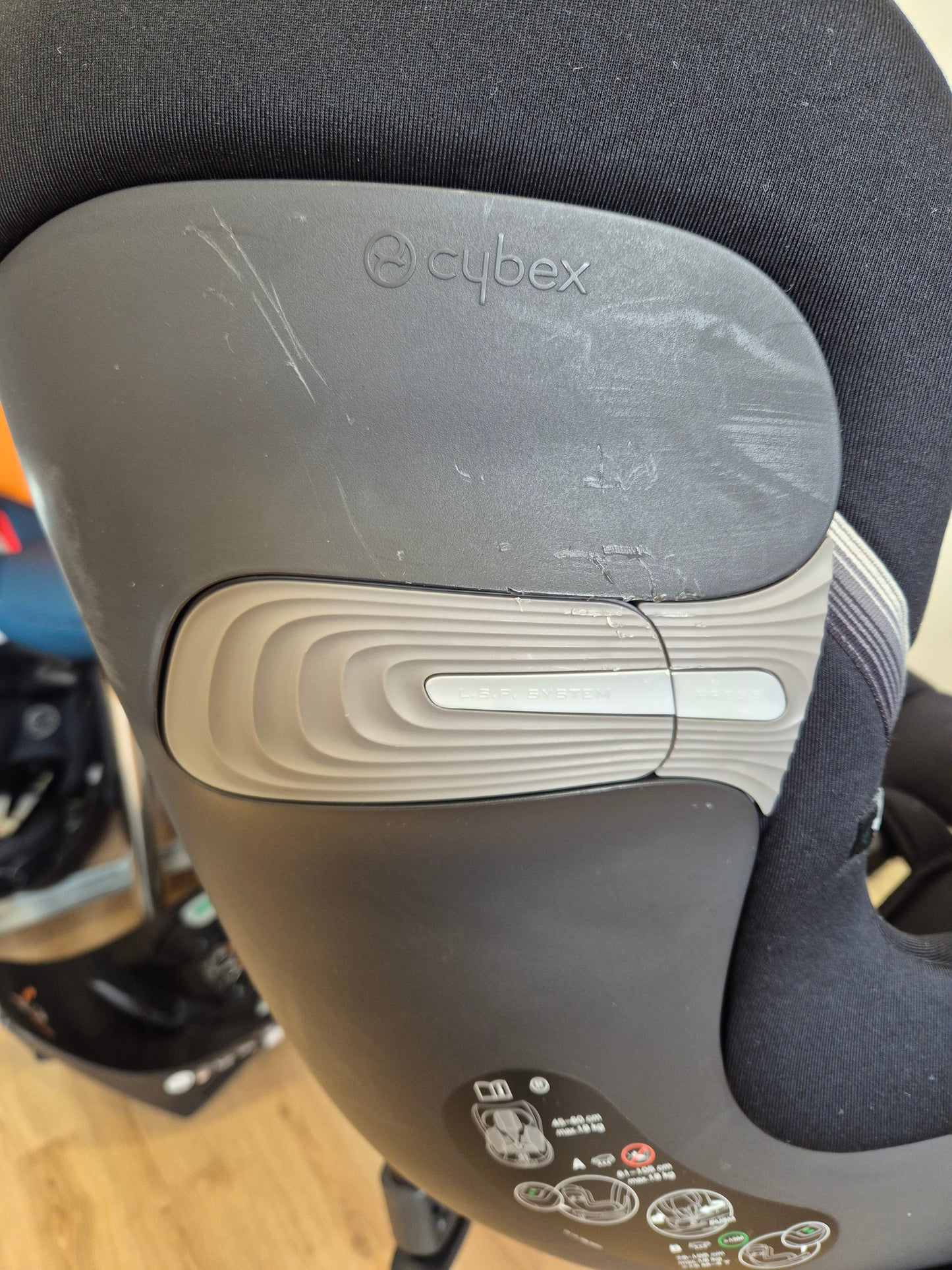Cybex Sirona SX2 i-Size 0-18kg.