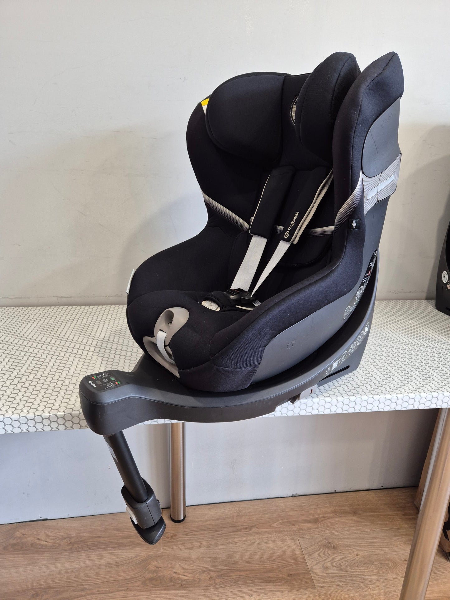 Cybex Sirona SX2 i-Size 0-18kg.