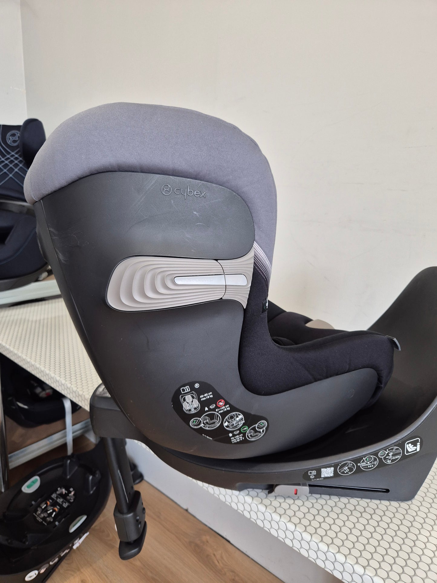 Cybex Sirona SX2 i-Size 0-18kg.