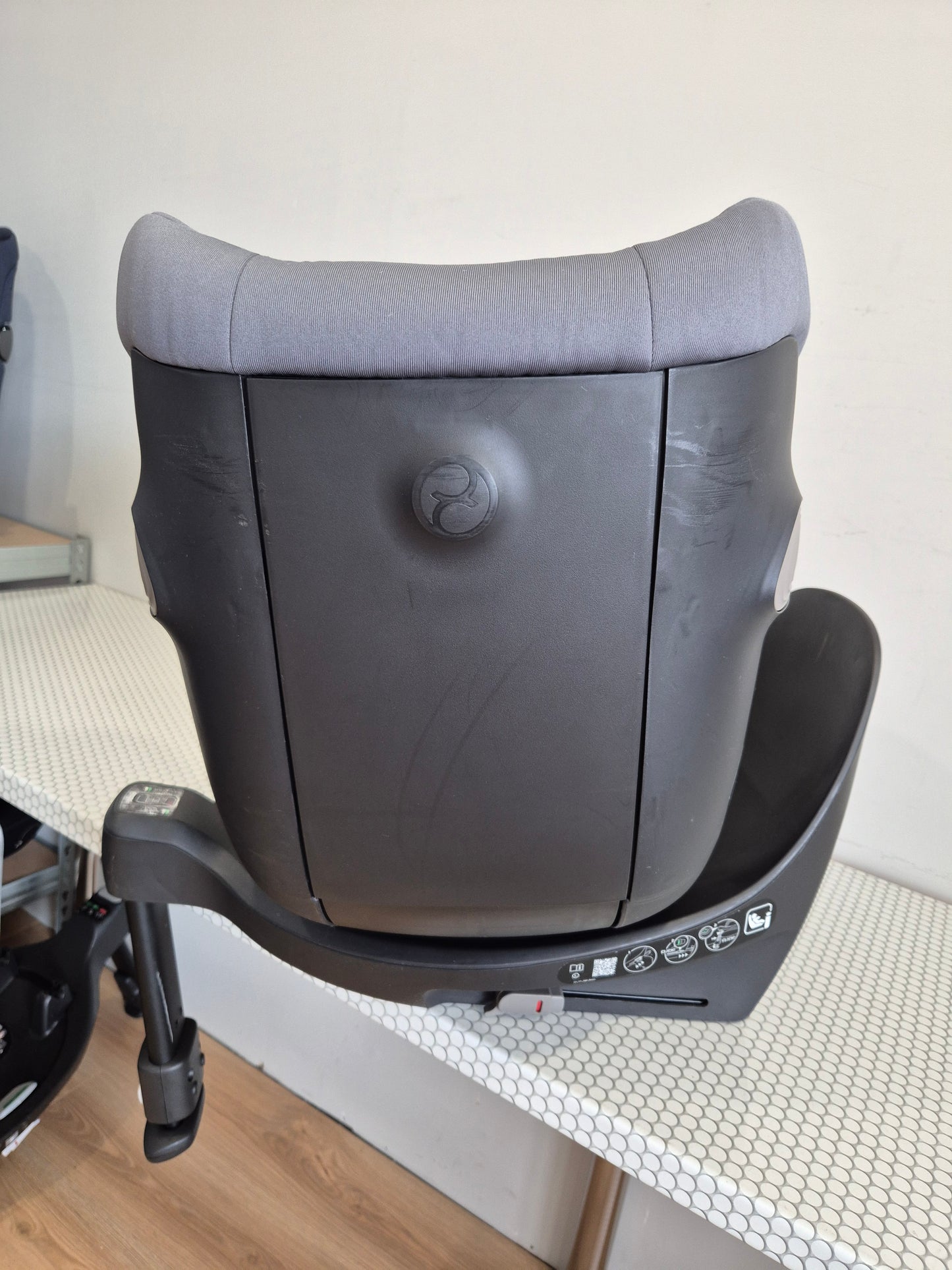 Cybex Sirona SX2 i-Size 0-18kg.