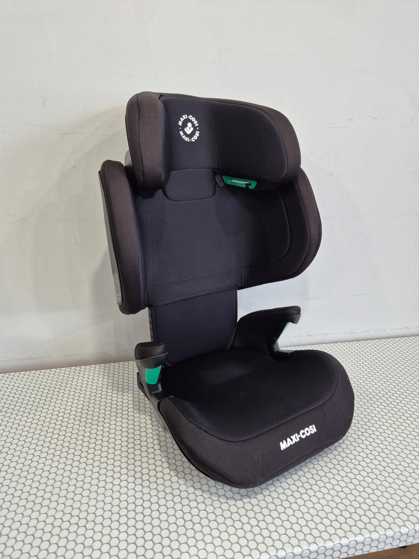 Maxi Cosi Morion i-Size 15-36kg.