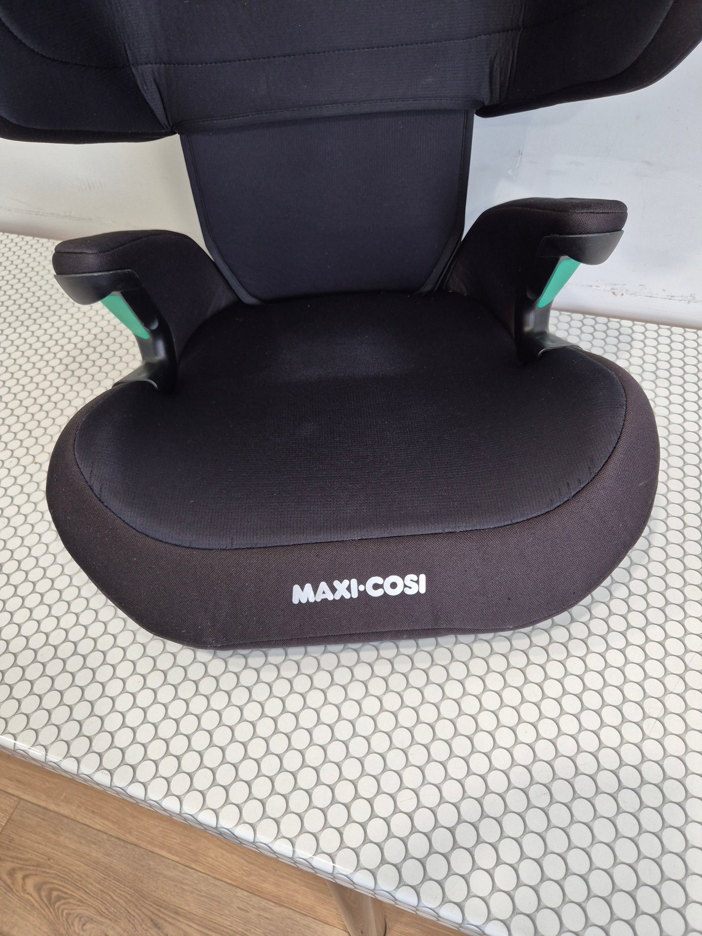 Maxi Cosi Morion i-Size 15-36kg.
