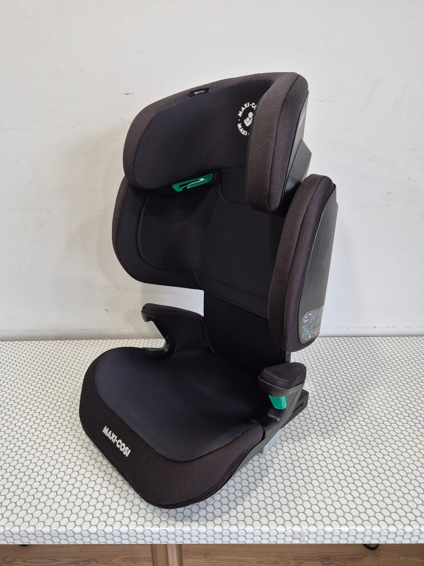 Maxi Cosi Morion i-Size 15-36kg.