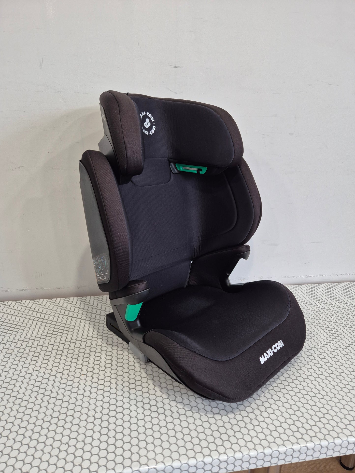 Maxi Cosi Morion i-Size 15-36kg.