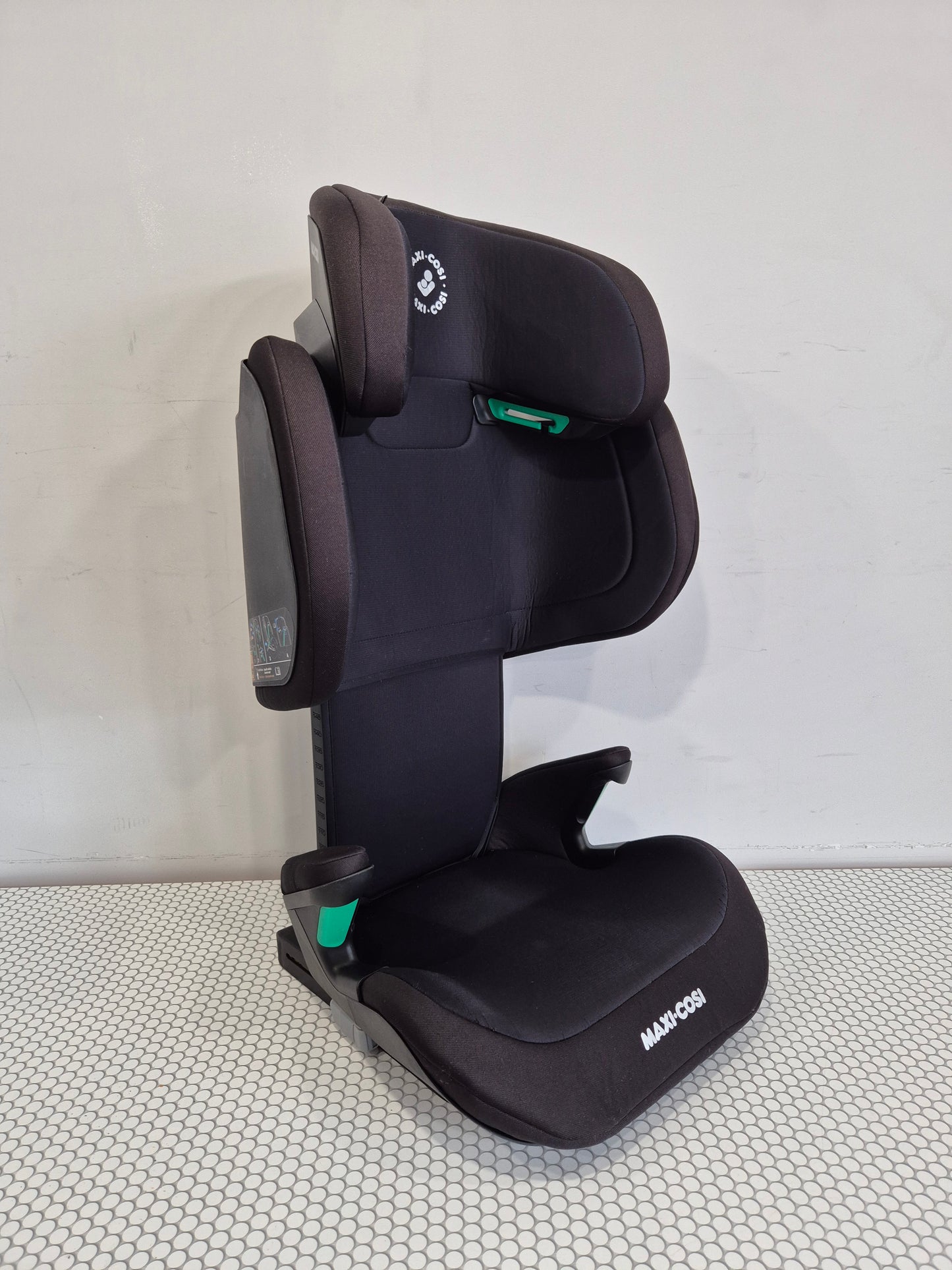 Maxi Cosi Morion i-Size 15-36kg.