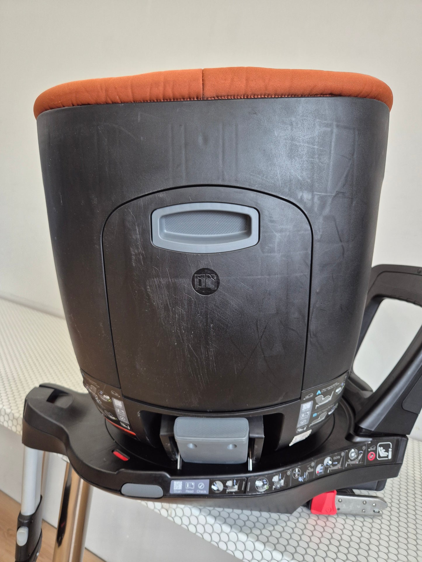 Britax DualFix iSense 0-18kg.