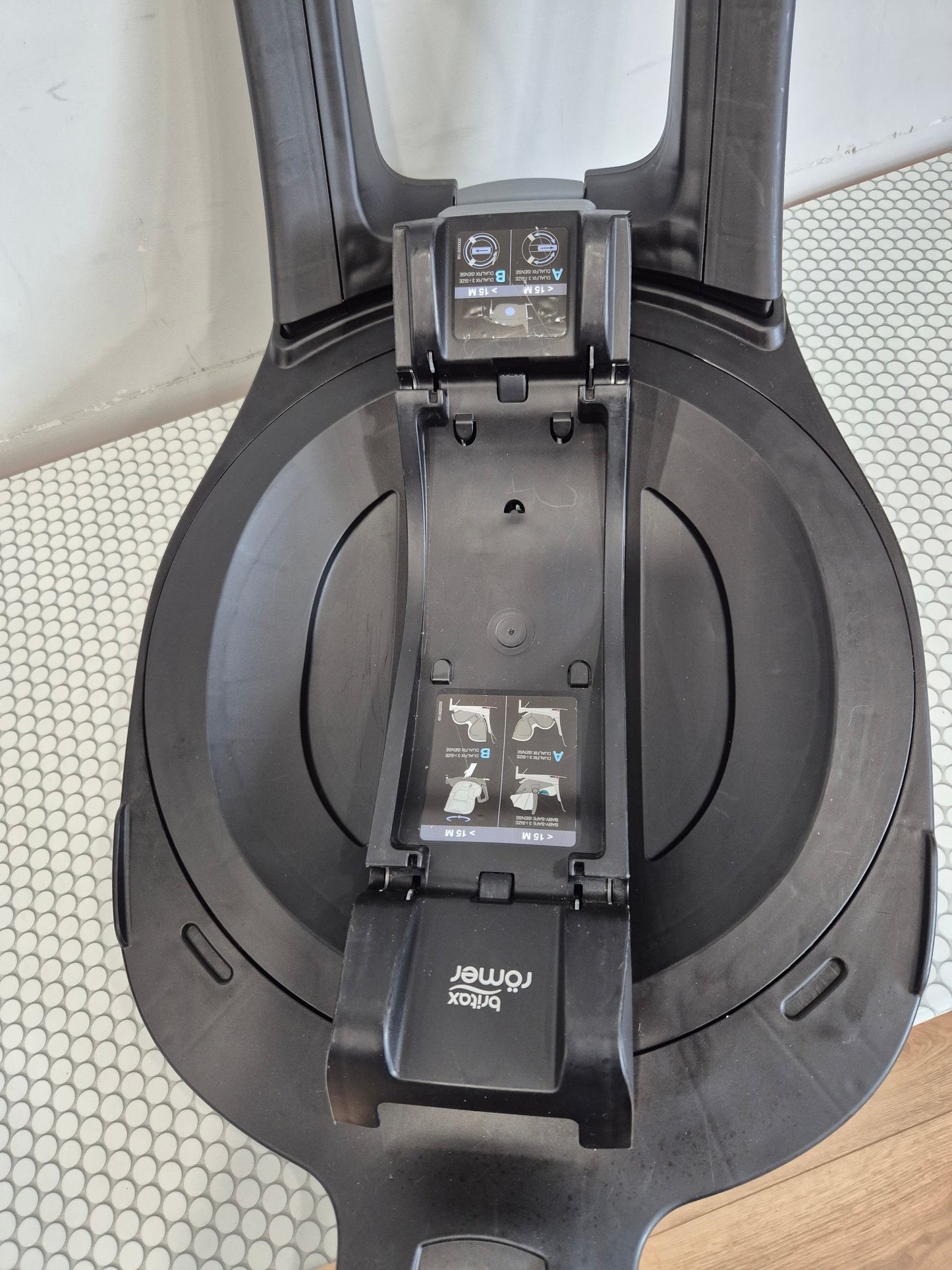 Britax DualFix iSense 0-18kg.