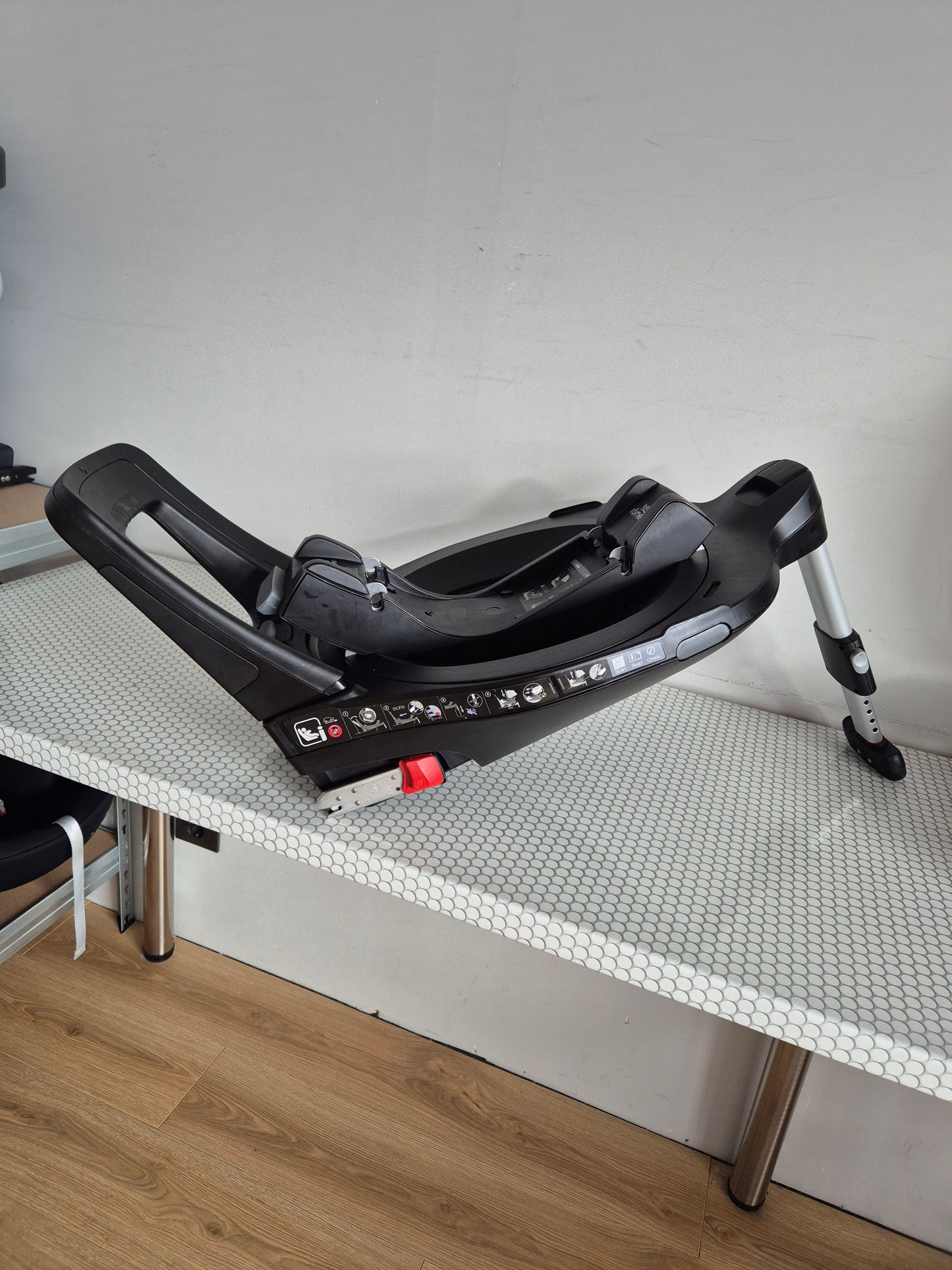 BRITAX Baby-Safe iSense 0-13kg. su Britax Flex Base iSense baze