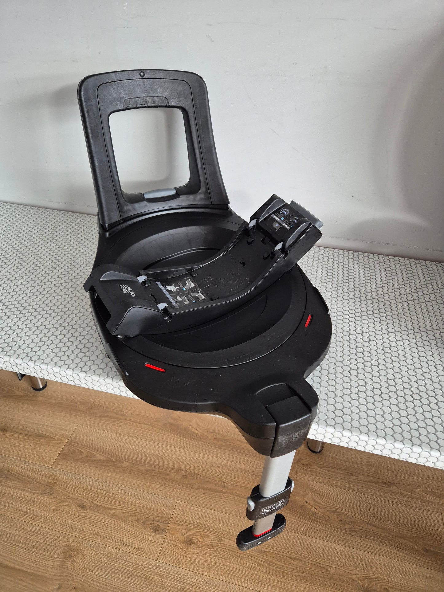 BRITAX Baby-Safe iSense 0-13kg. su Britax Flex Base iSense baze