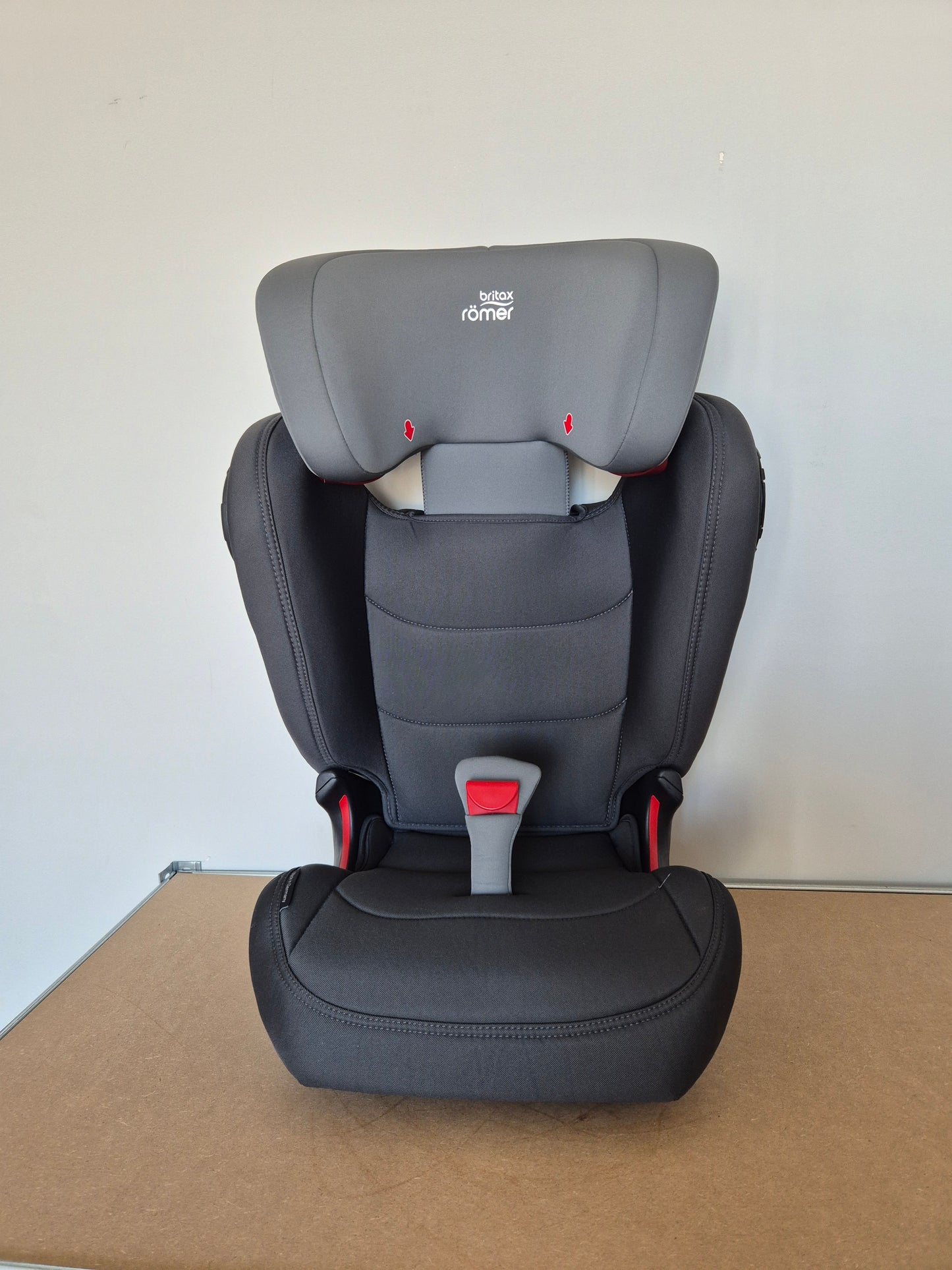 Britax Romer KidFix 3M 15-36kg.