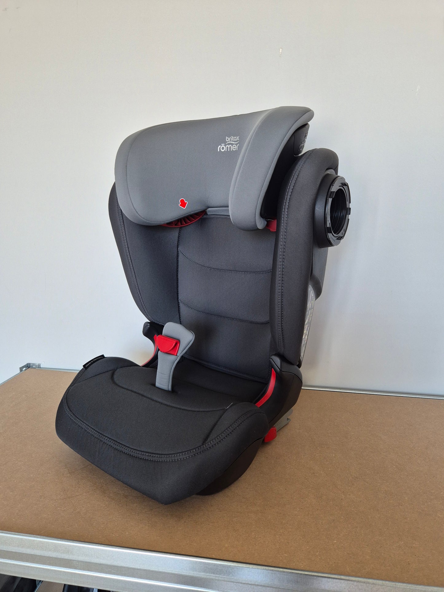 Britax Romer KidFix 3M 15-36kg.