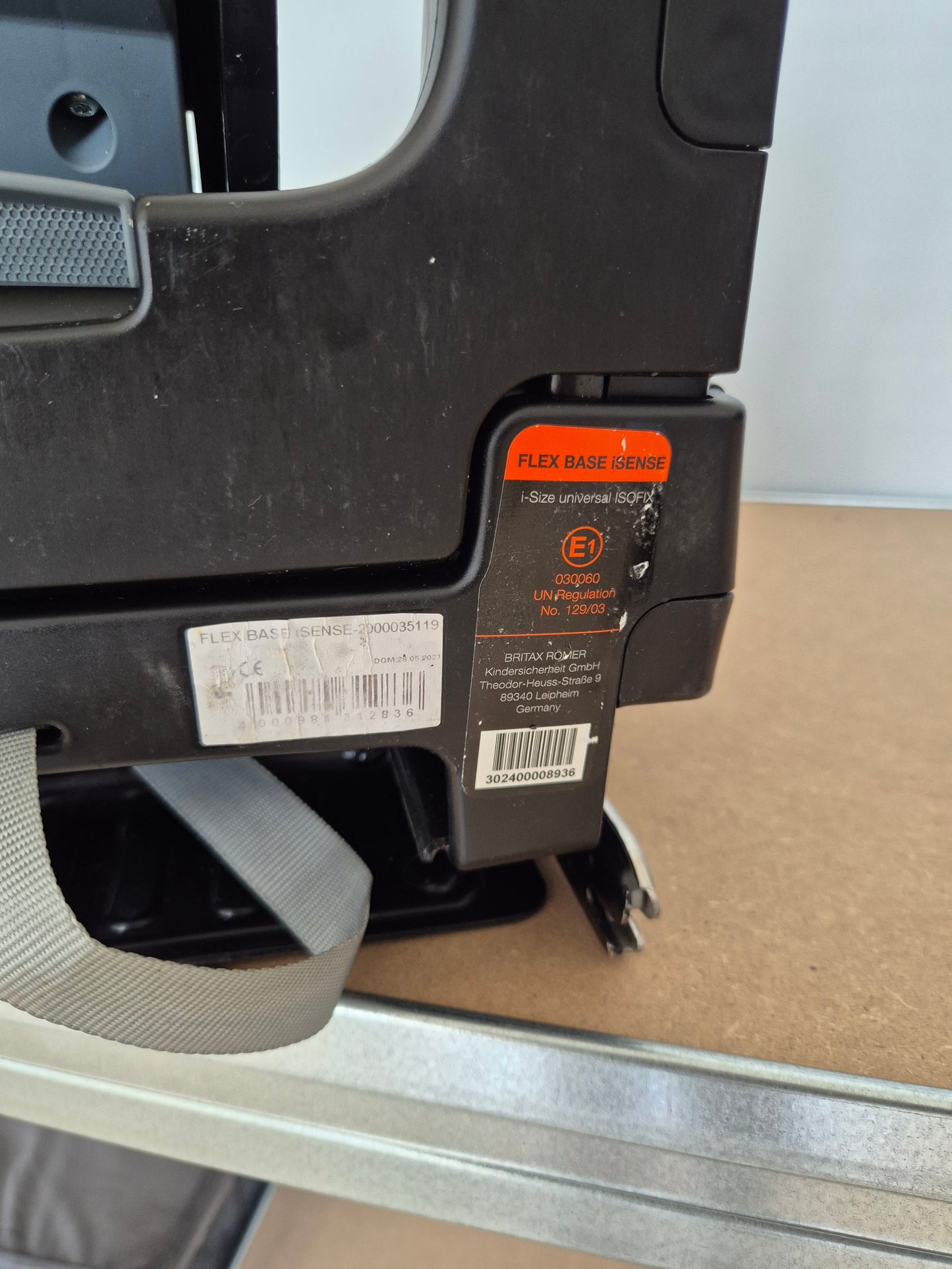 Britax DualFix iSense 0-18kg. su baze