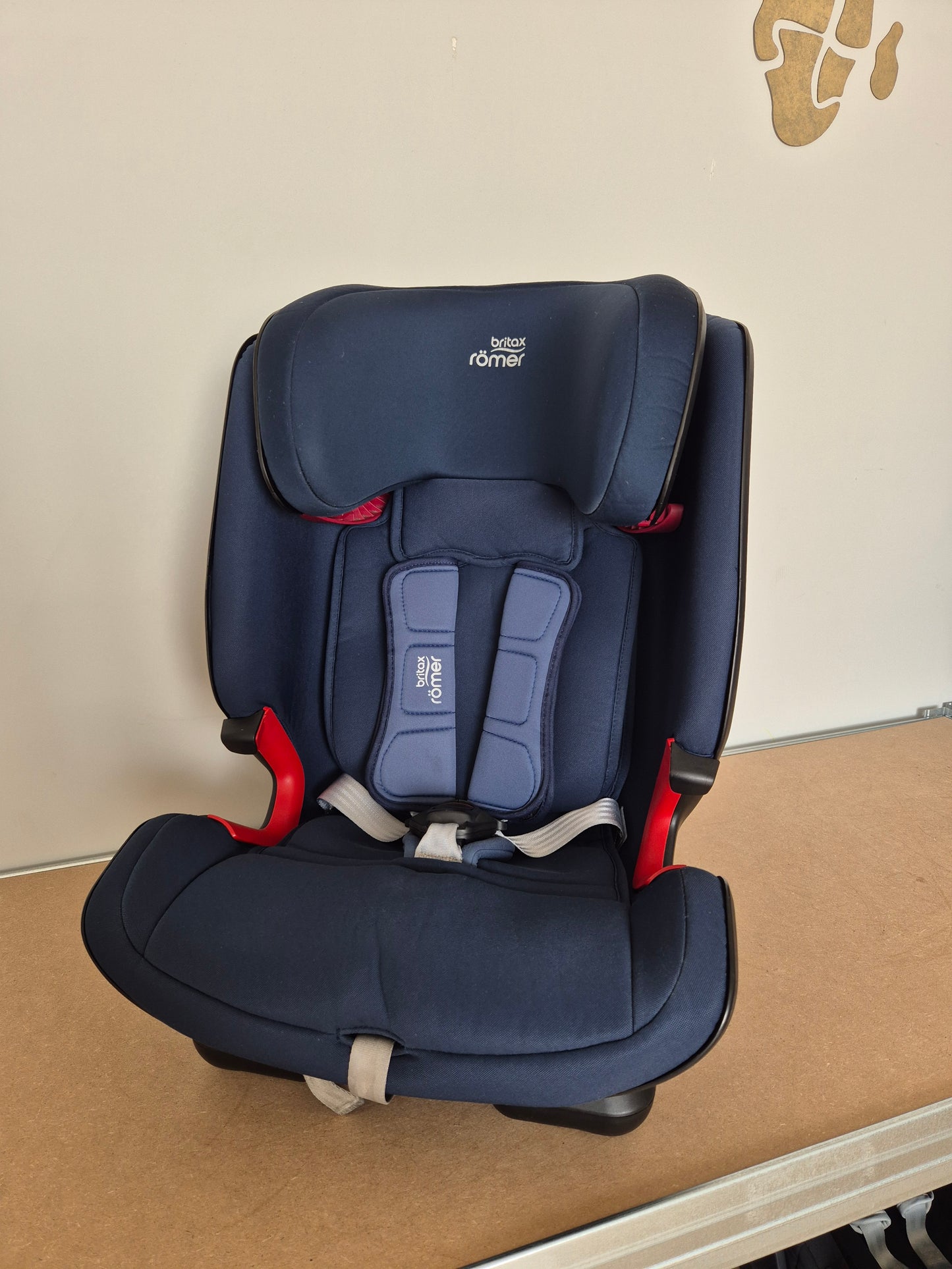 Britax Advansafix IV M 9-36kg.