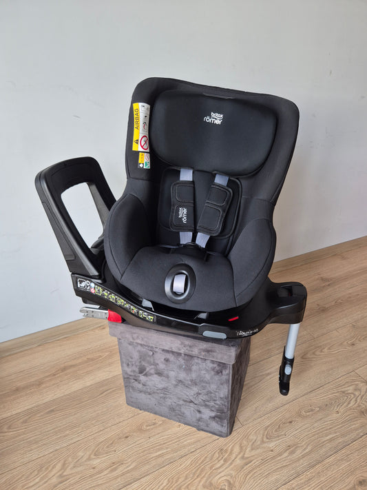 Britax Romer DualFix M i-Size 0-18kg.