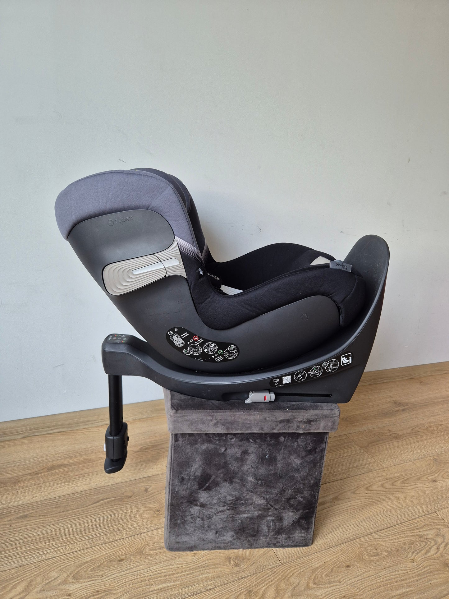 Cybex Sirona SX2 i-Size 0-18kg.