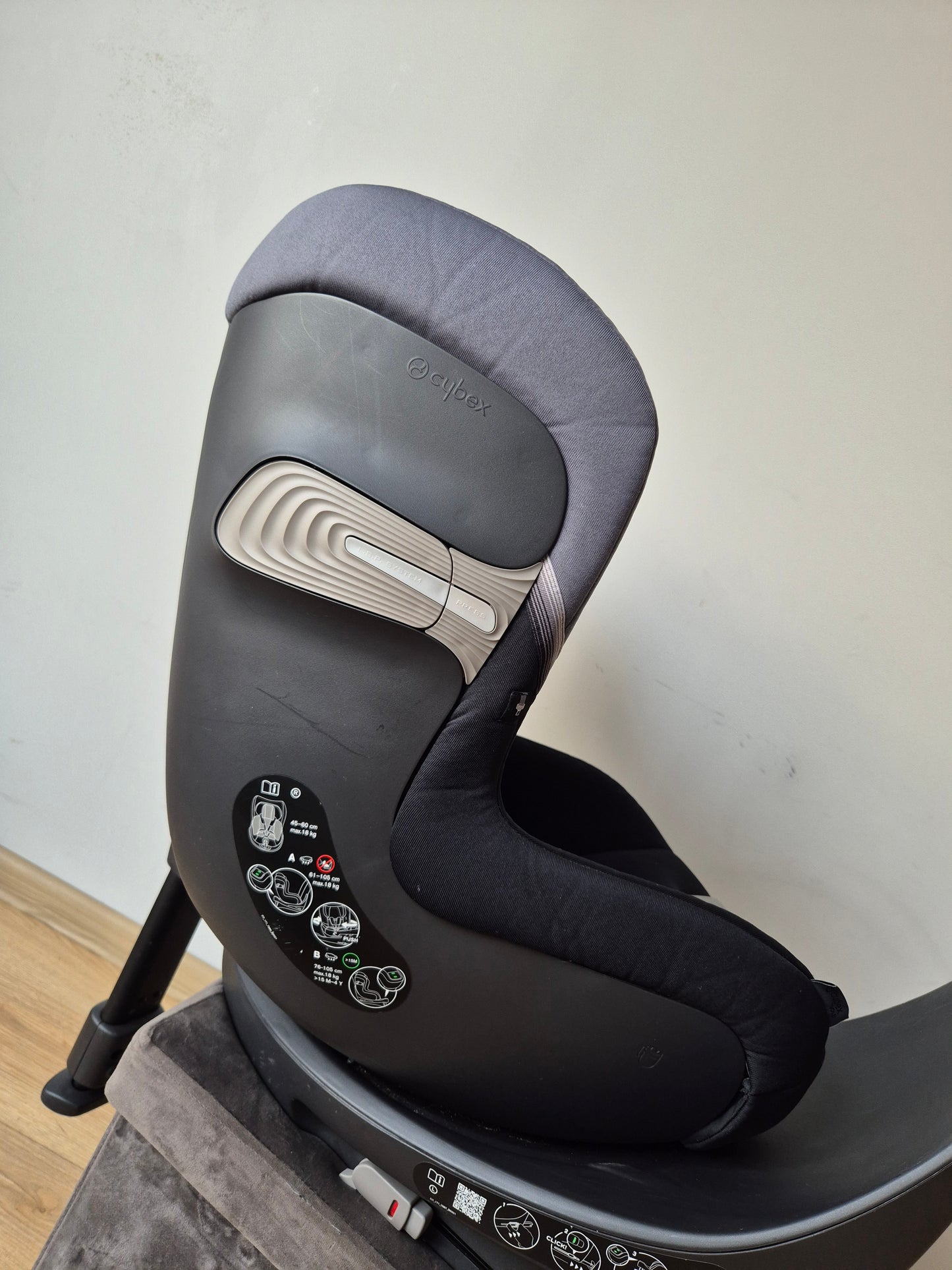 Cybex Sirona SX2 i-Size 0-18kg.