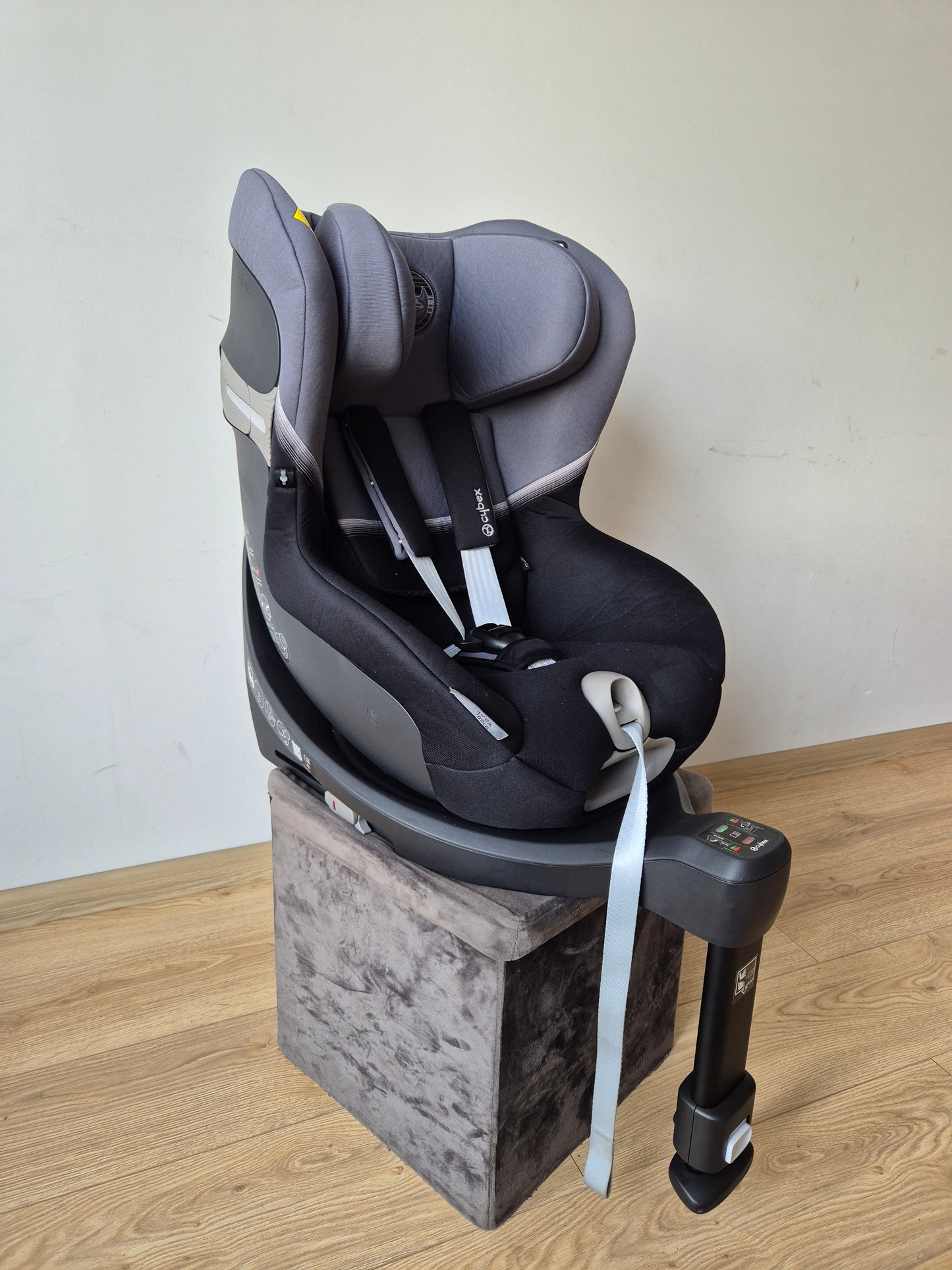 Cybex Sirona SX2 i-Size 0-18kg.