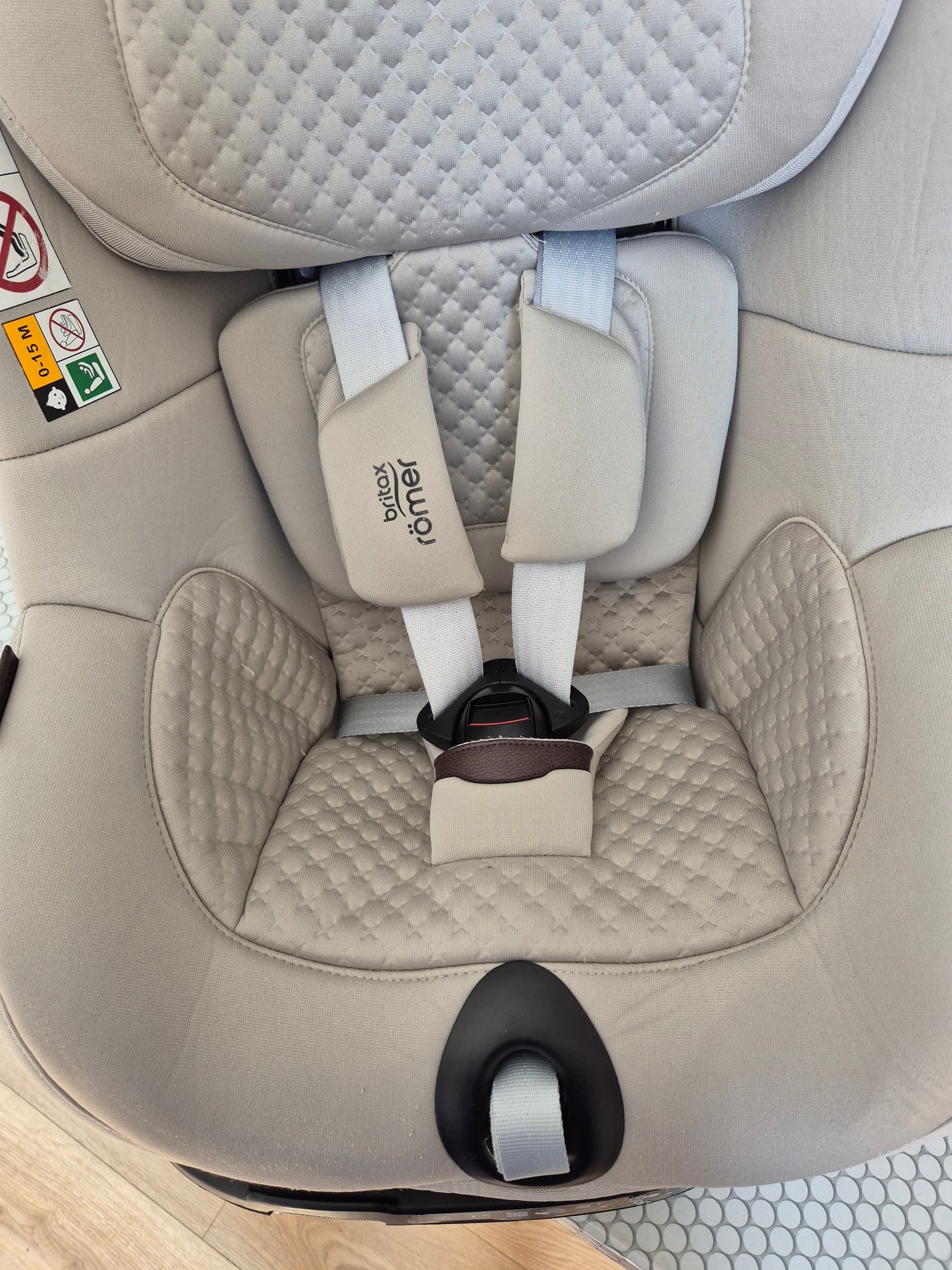 Britax DualFix 5Z 61-105cm.  ir Flex Base 5Z IsoFix bazė