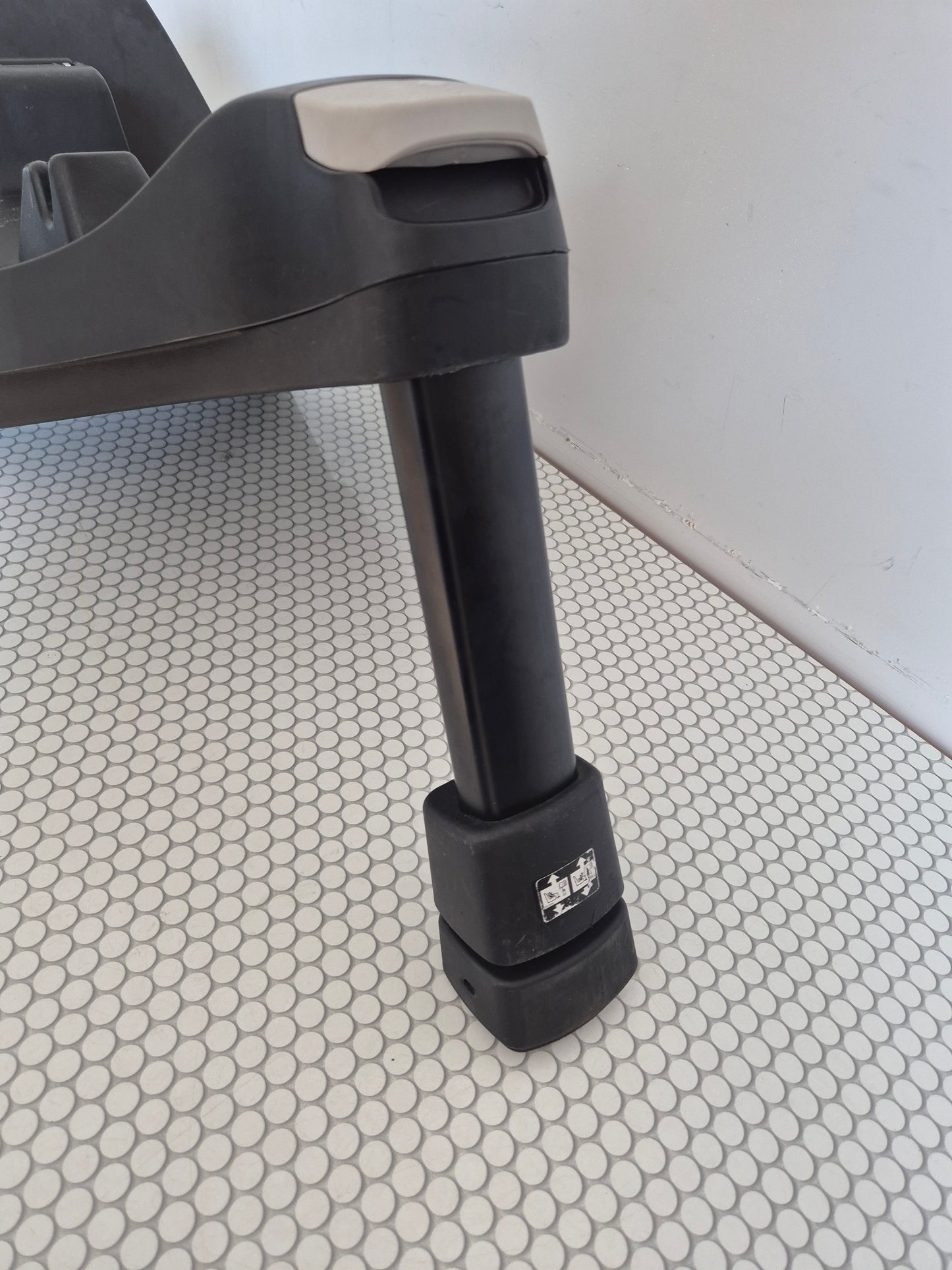 Maxi Cosi Pearl 360 su FamilyFix360 baze