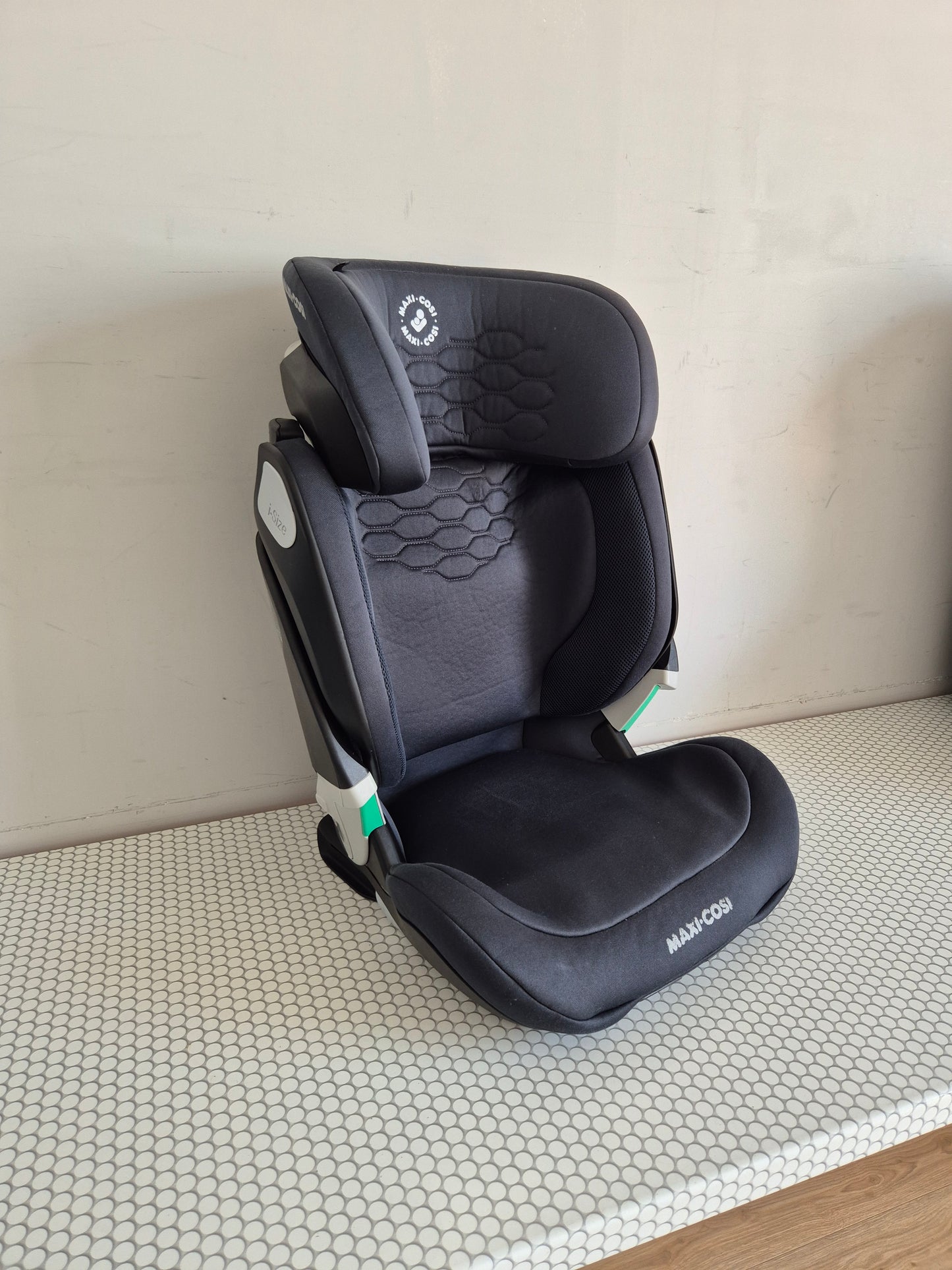 Maxi-Cosi Kore Pro i-Size 15-36kg.
