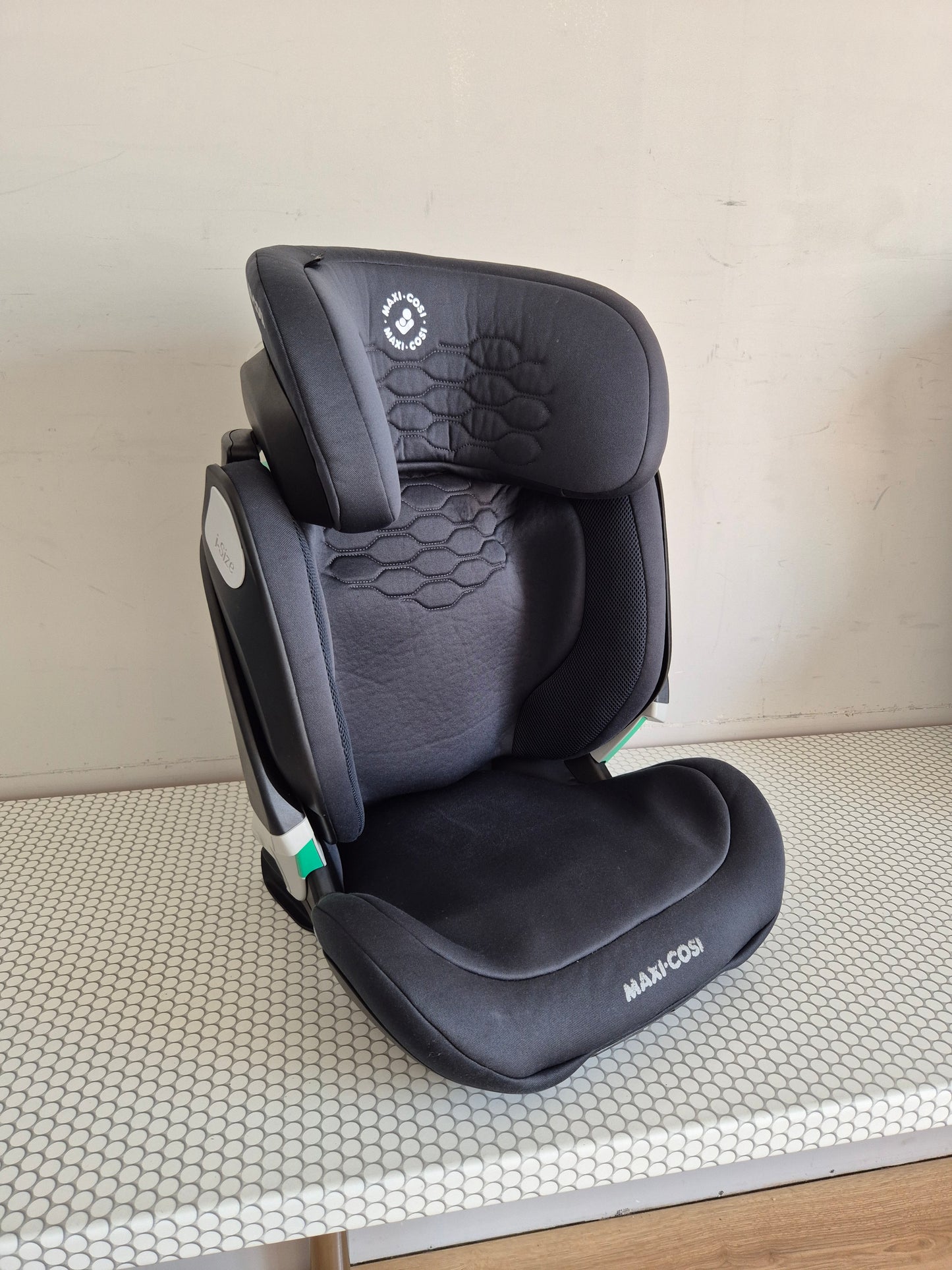 Maxi-Cosi Kore Pro i-Size 15-36kg.