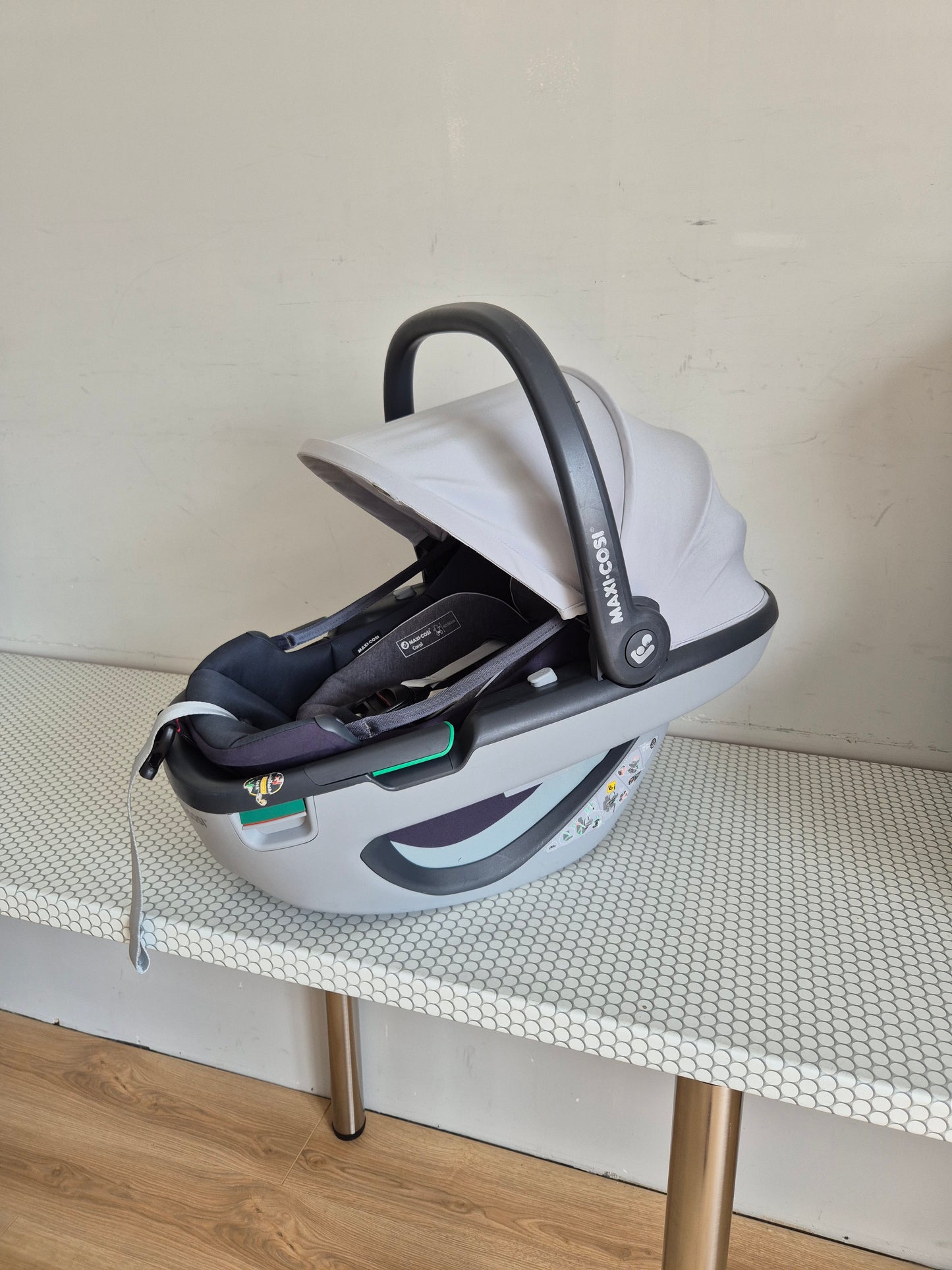 Maxi Cosi Coral 40-75cm. su FamilyFix3 IsoFix baze