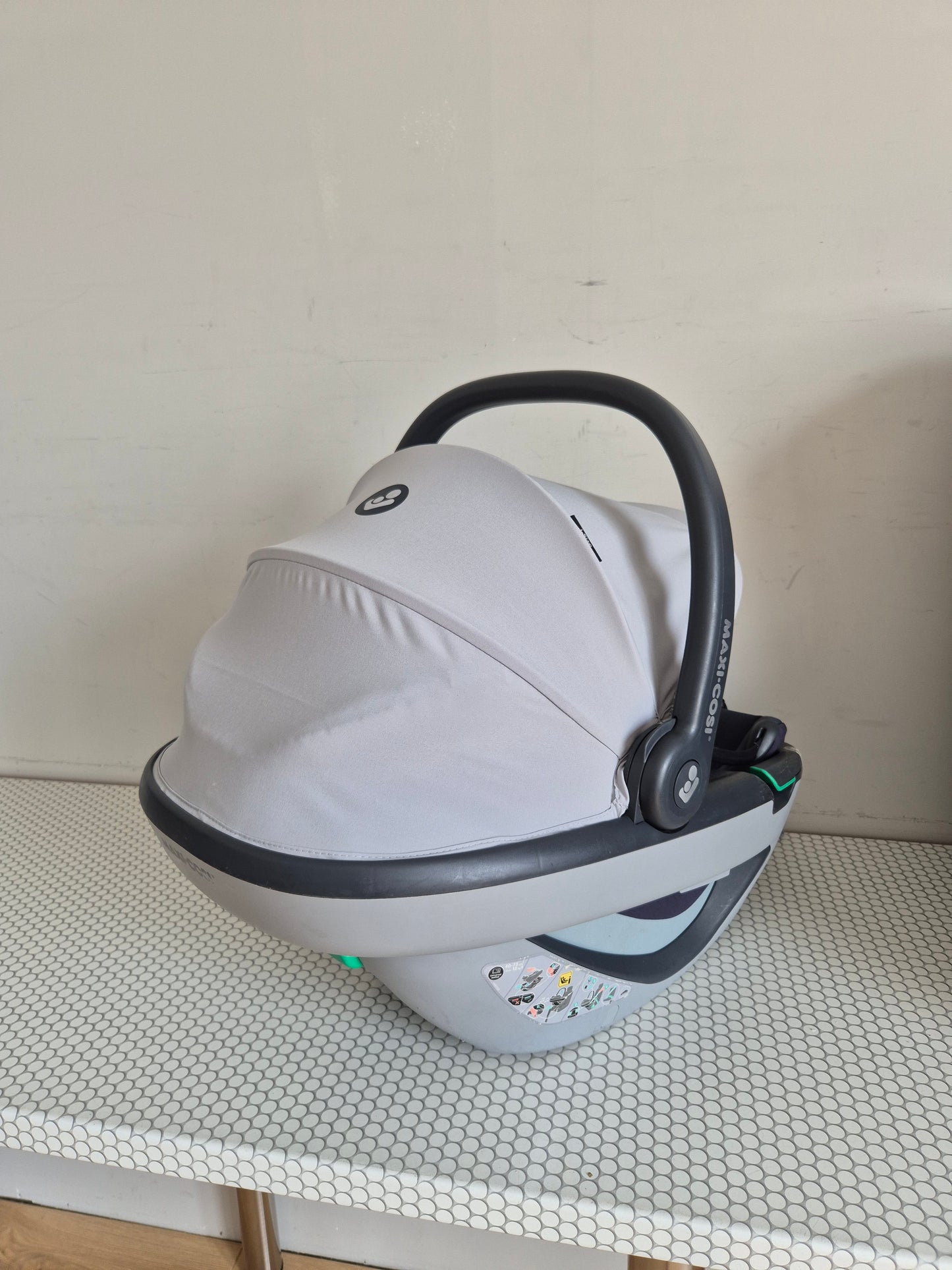 Maxi Cosi Coral 40-75cm. su FamilyFix3 IsoFix baze
