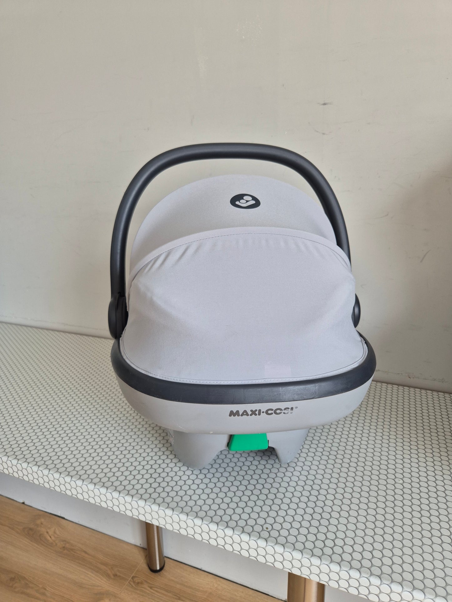 Maxi Cosi Coral 40-75cm. su FamilyFix3 IsoFix baze